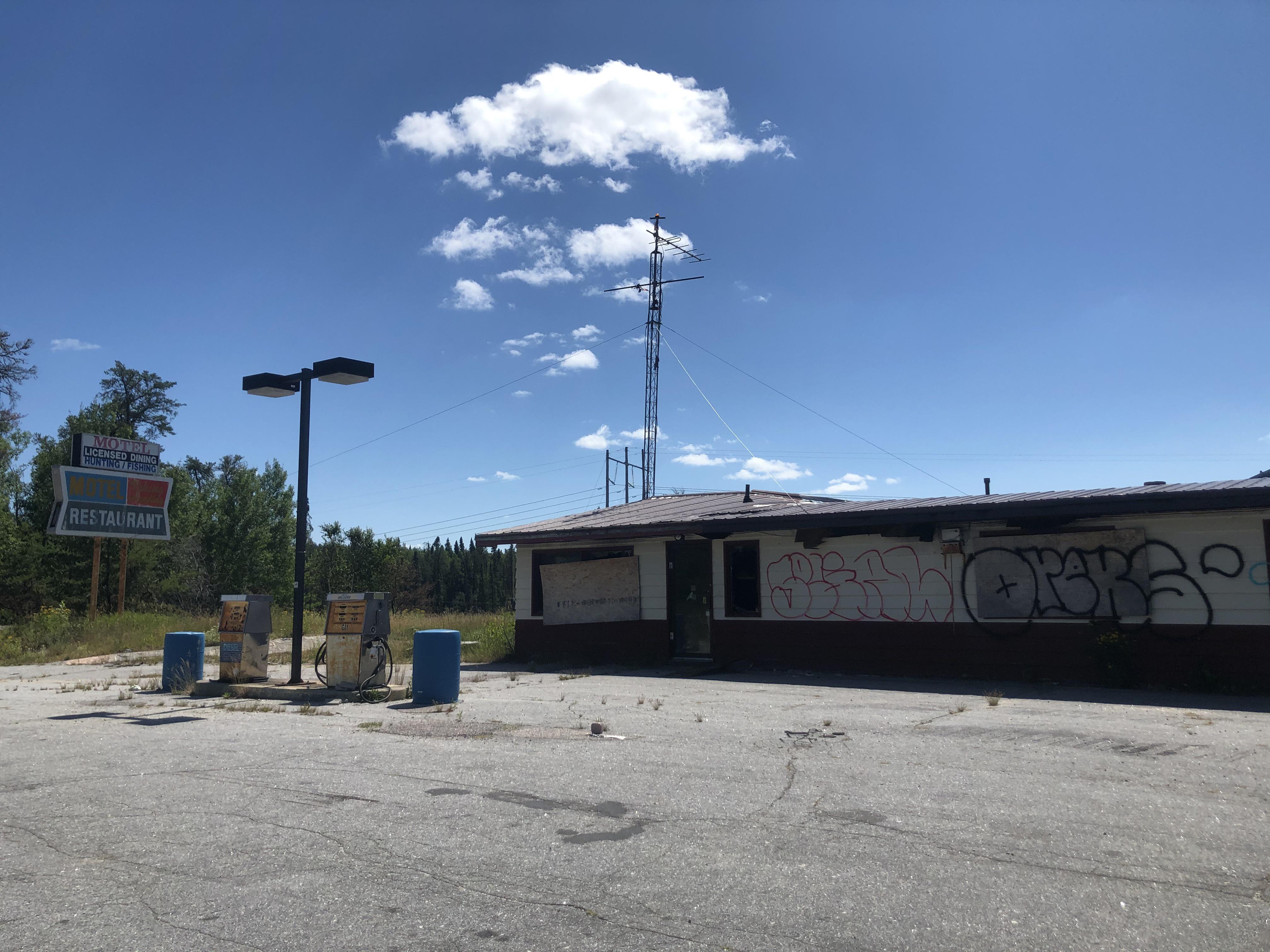 Abandoned Gas Station Kenora, ON r/urbanexploration