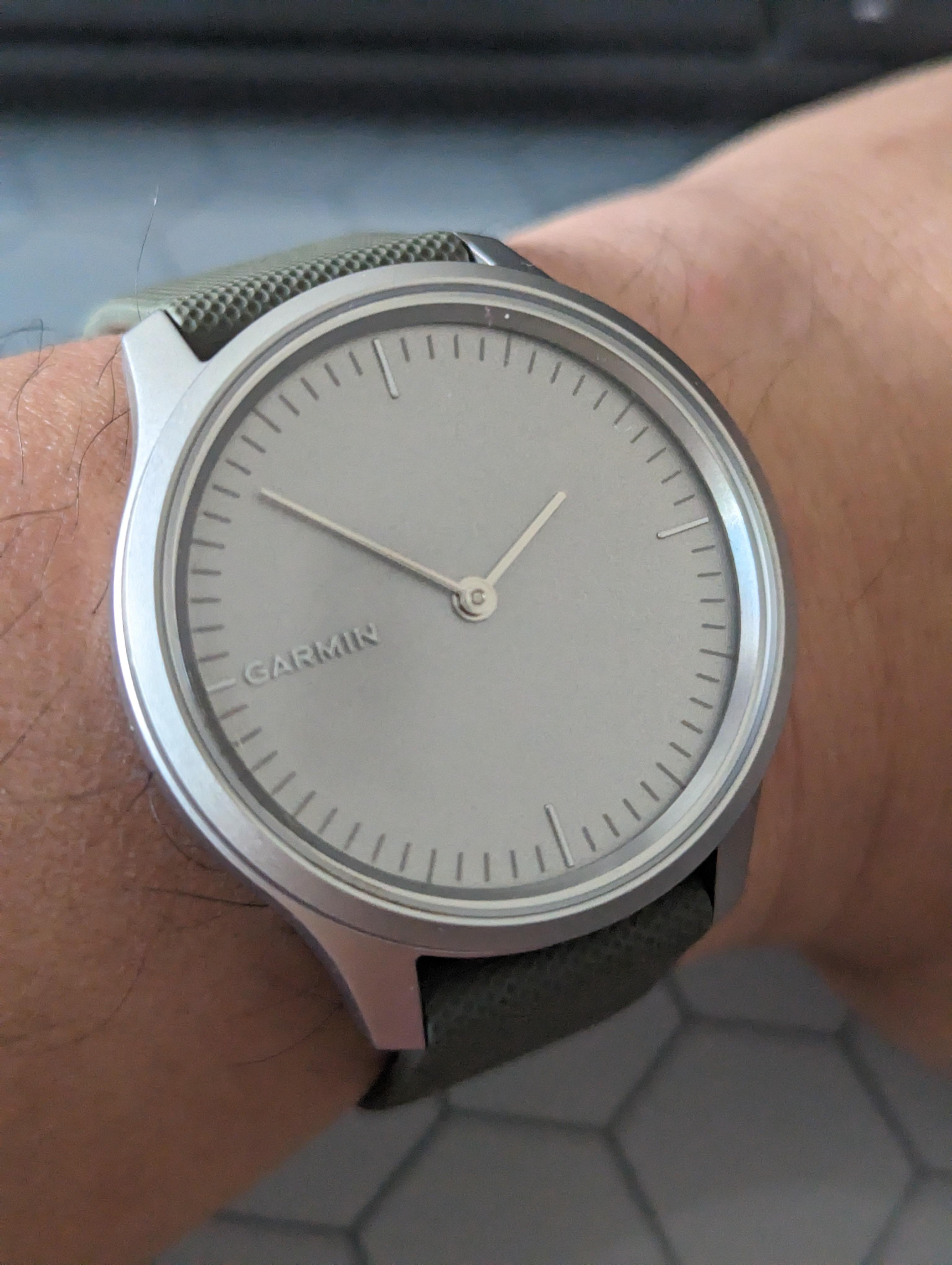 vivomove Style hand alignment problems r/GarminWatches