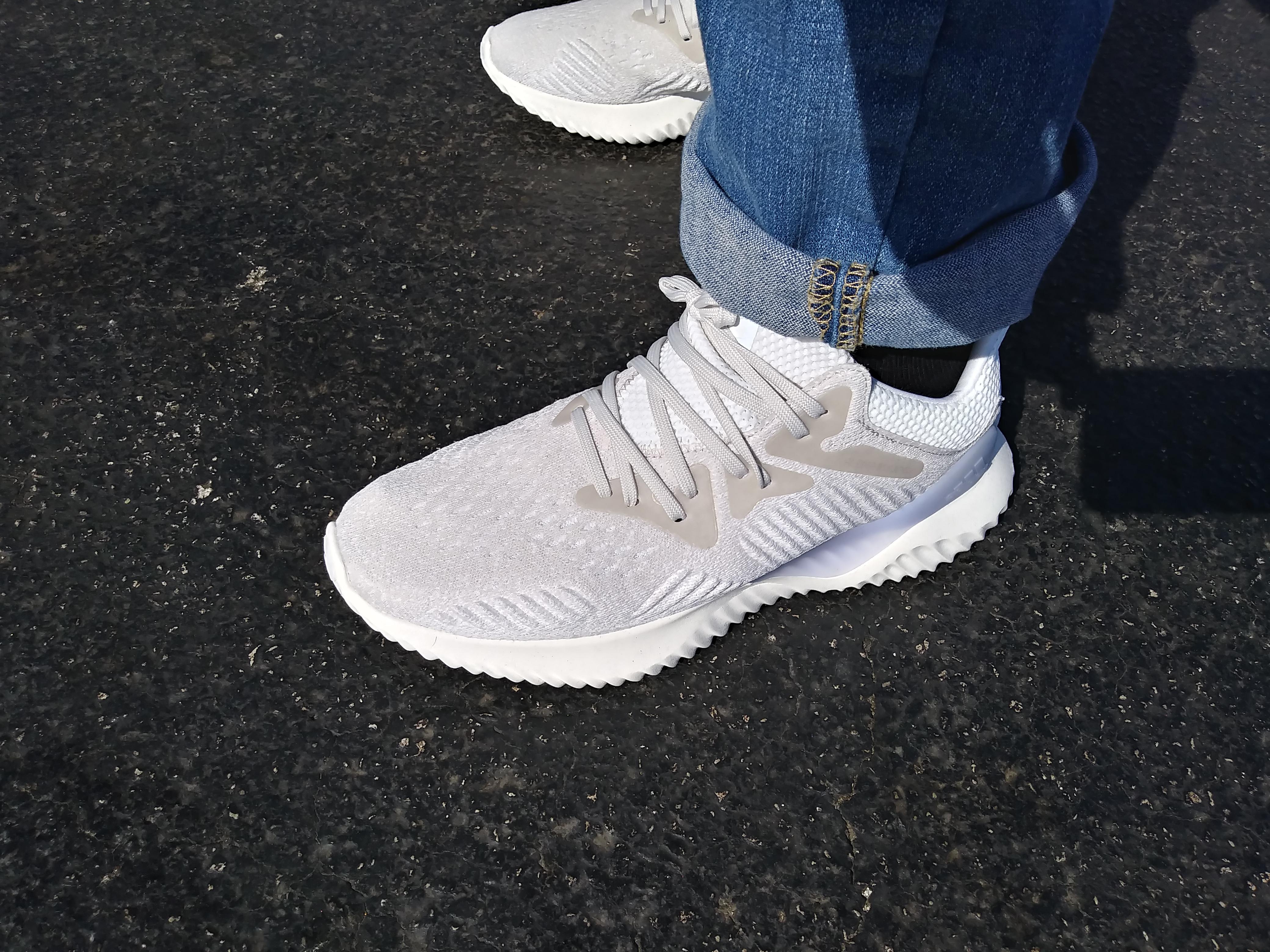 New pickup!! These are 🔥 🔥 🔥!!! So comfortable. r/adidas