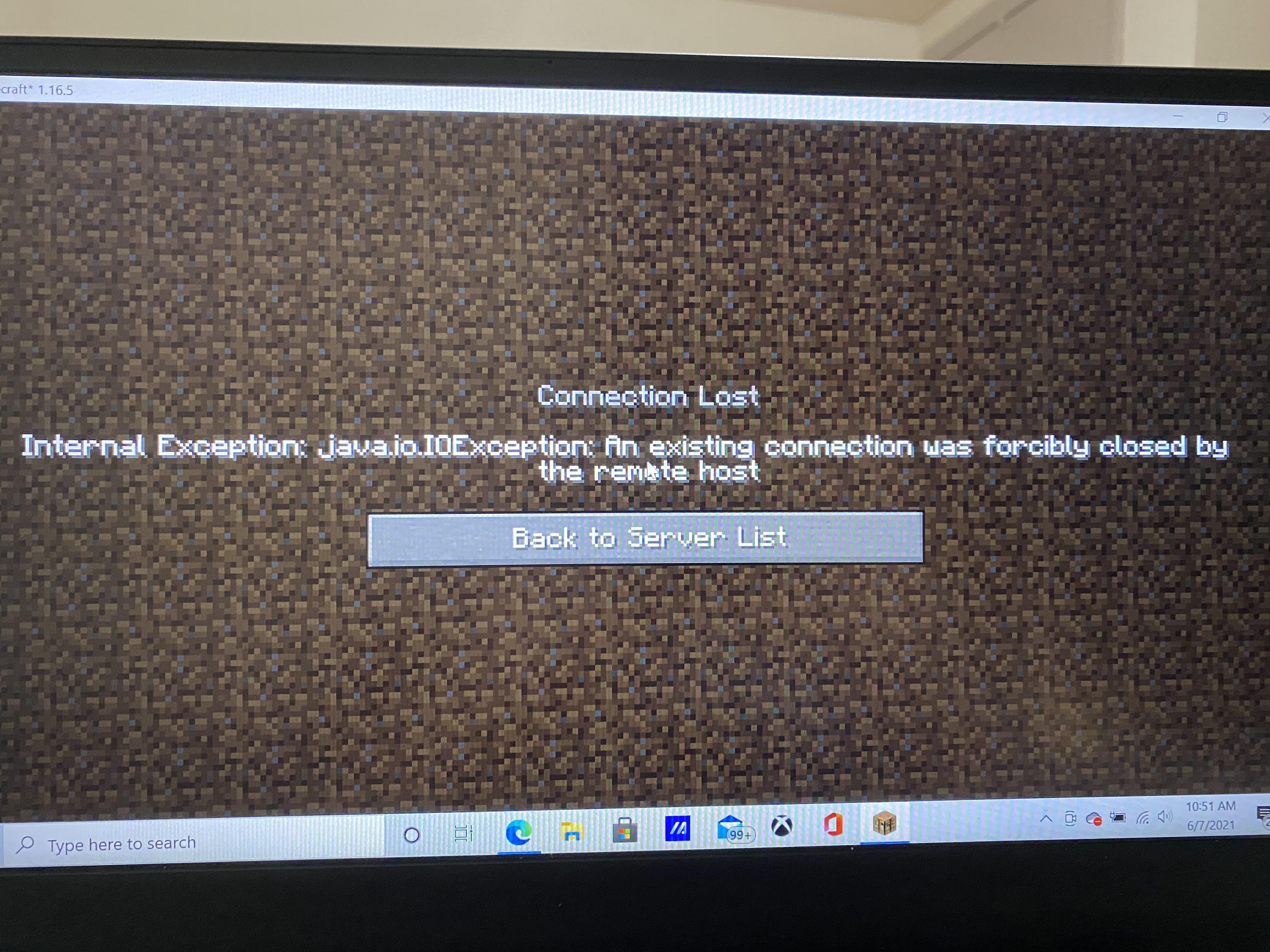 I can’t stay connected to my own server, even though others work. I