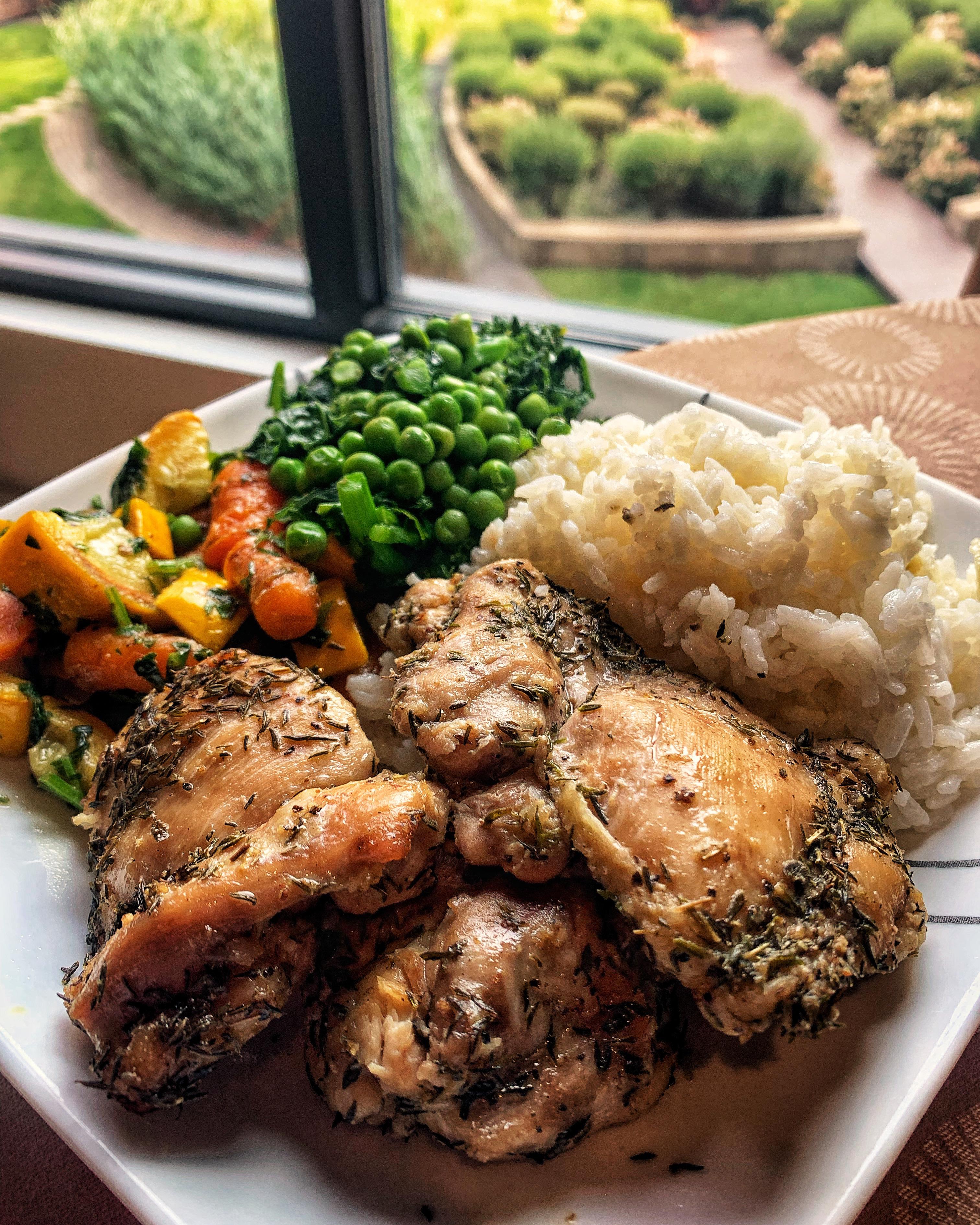 Tonight's dinner. Chicken thighs with rice, veggies and rapini à la