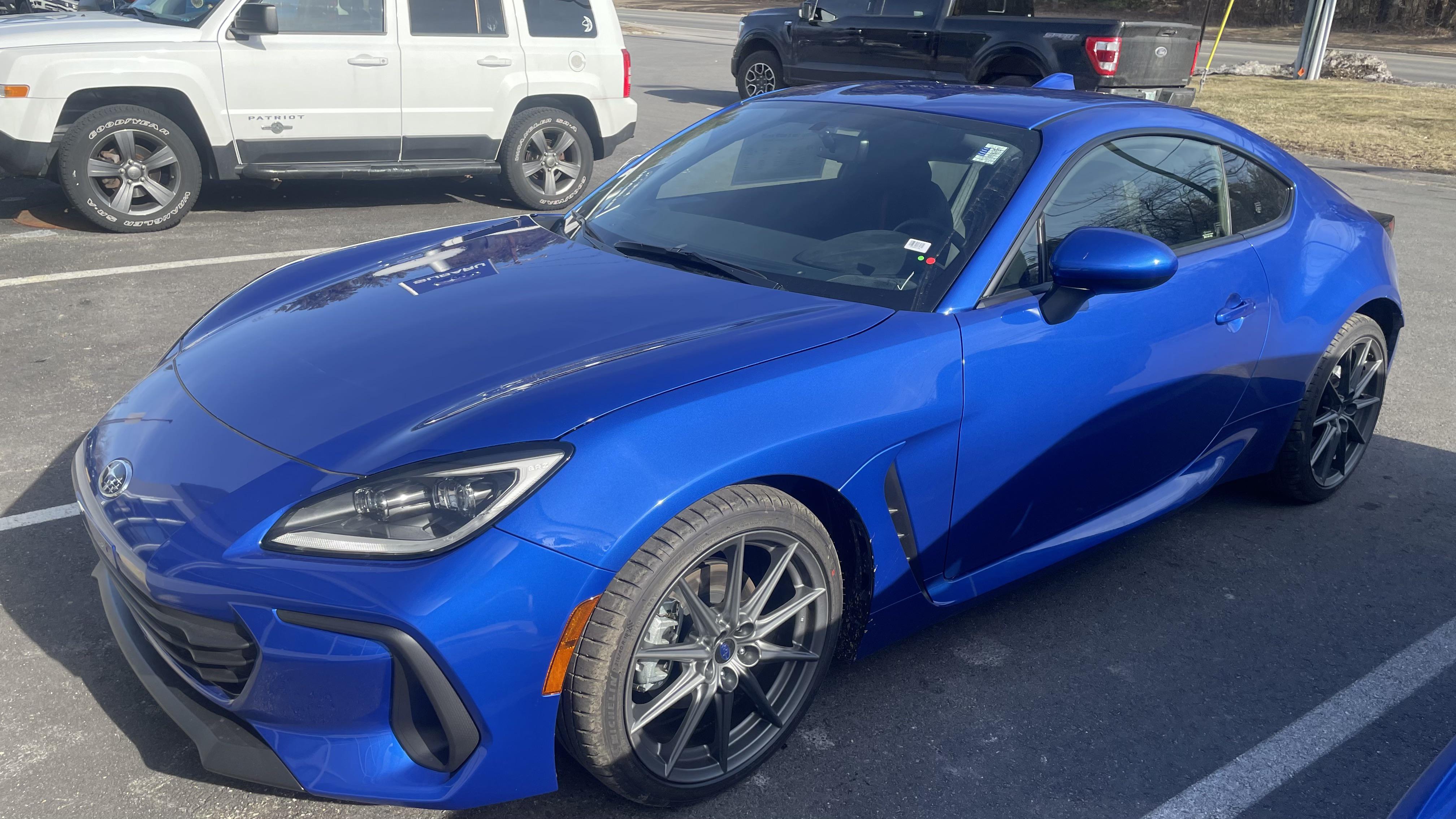 Pictures don’t do it justice r/GR86