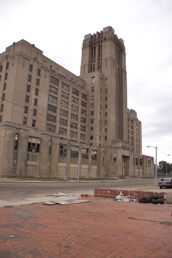 The Sears Crosstown building in Memphis, Tennessee. Built in 1927, it was abandoned from 1993 to