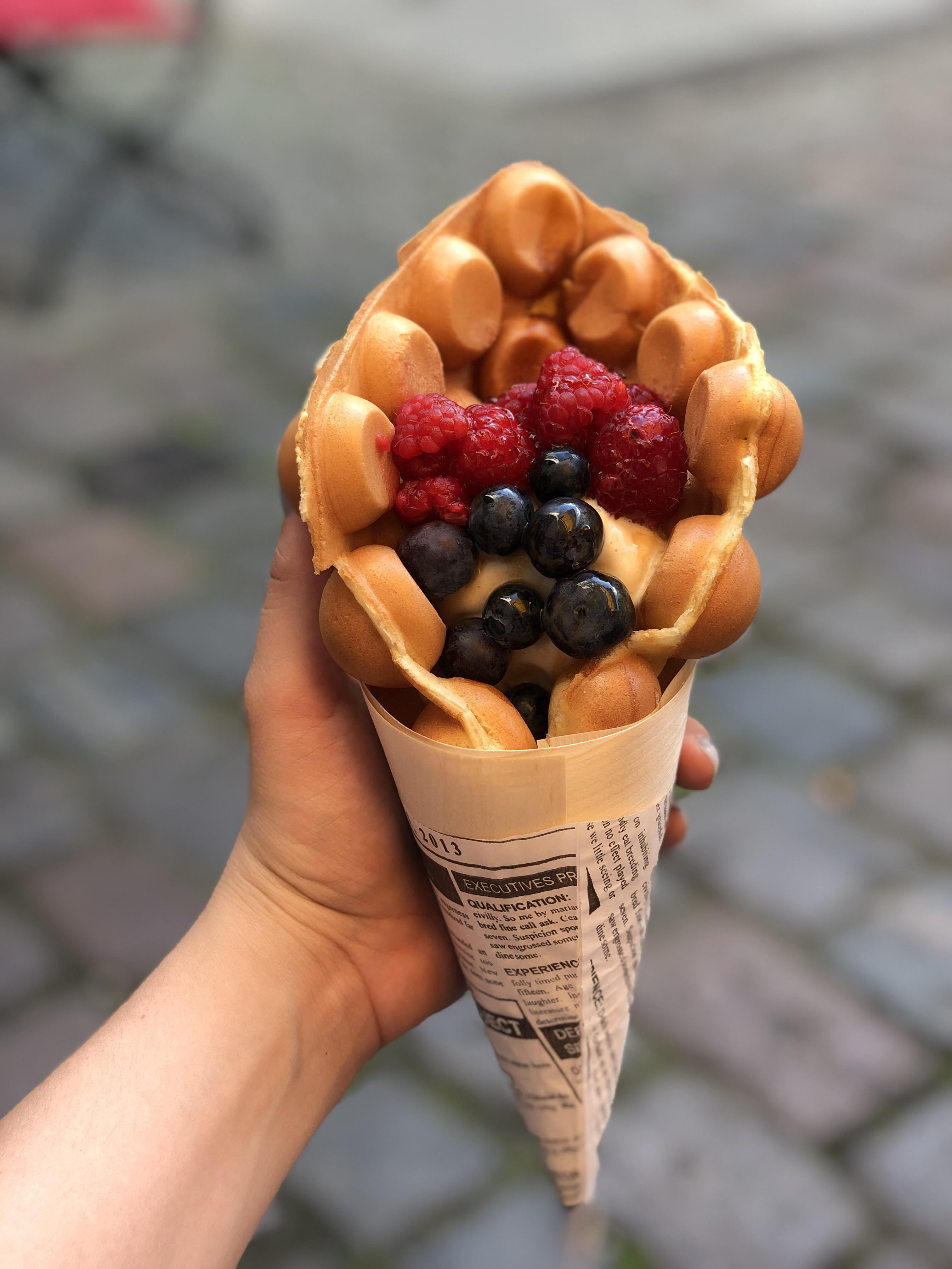 [OC] Bubble Waffle from my favourite Bubble Tea/Waffle place in Berlin