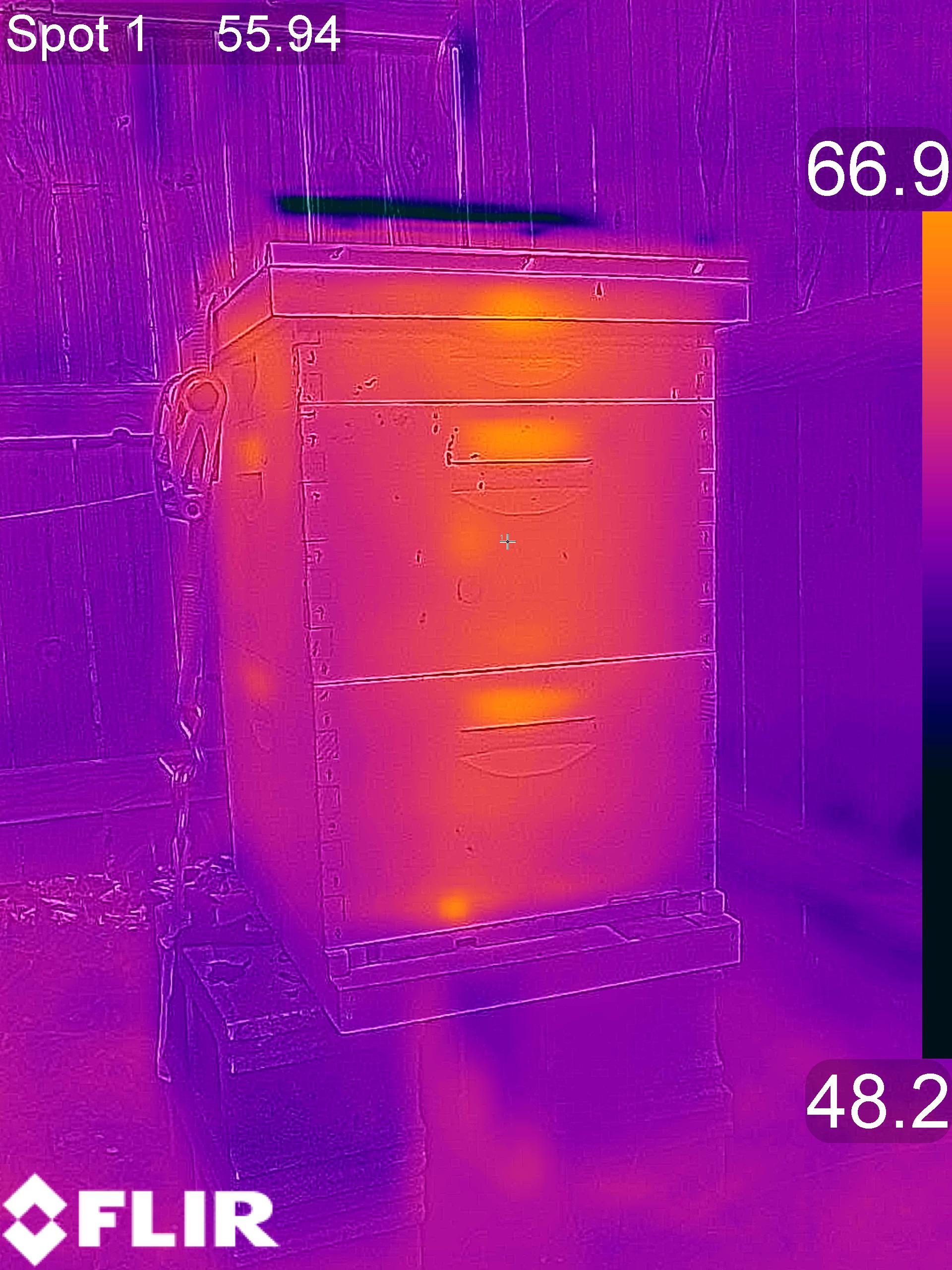 FLIR ONE Pro Thermal Image r/Beekeeping