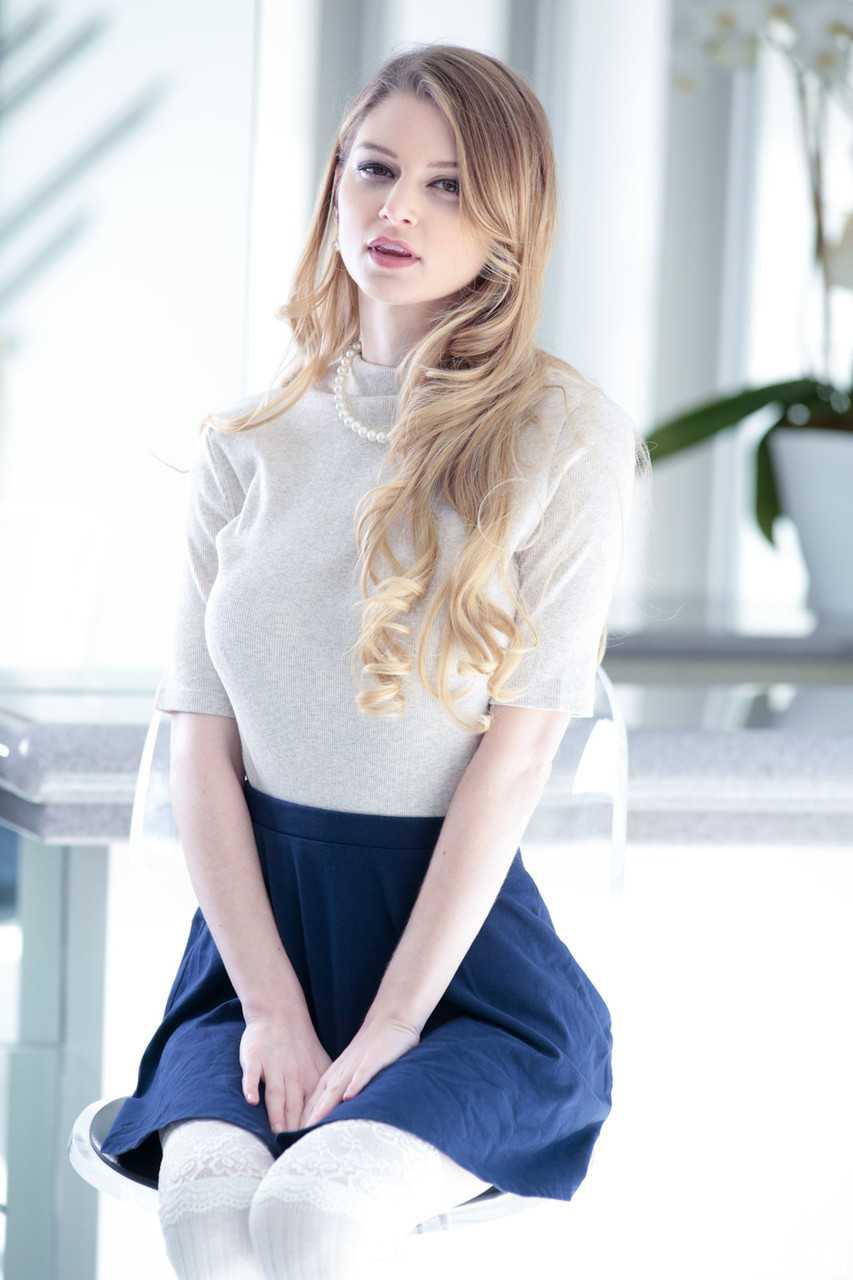 Bunny Colby : ClassyPornstars