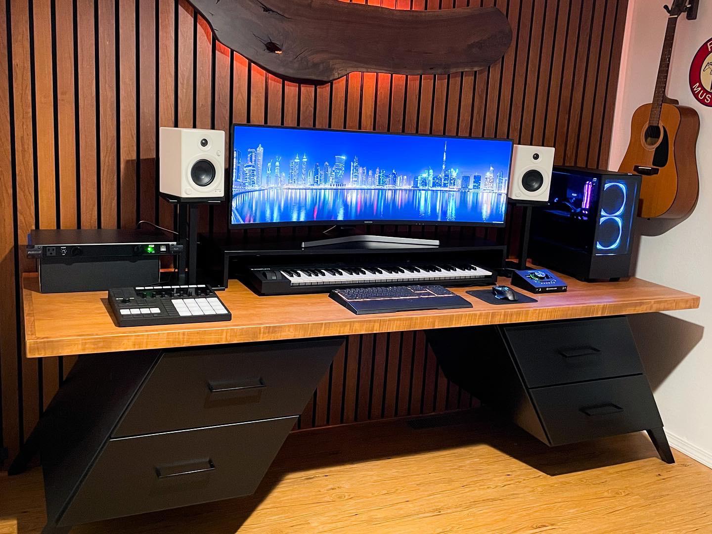 Recently finished my gaming/music production setup. I Made the desk