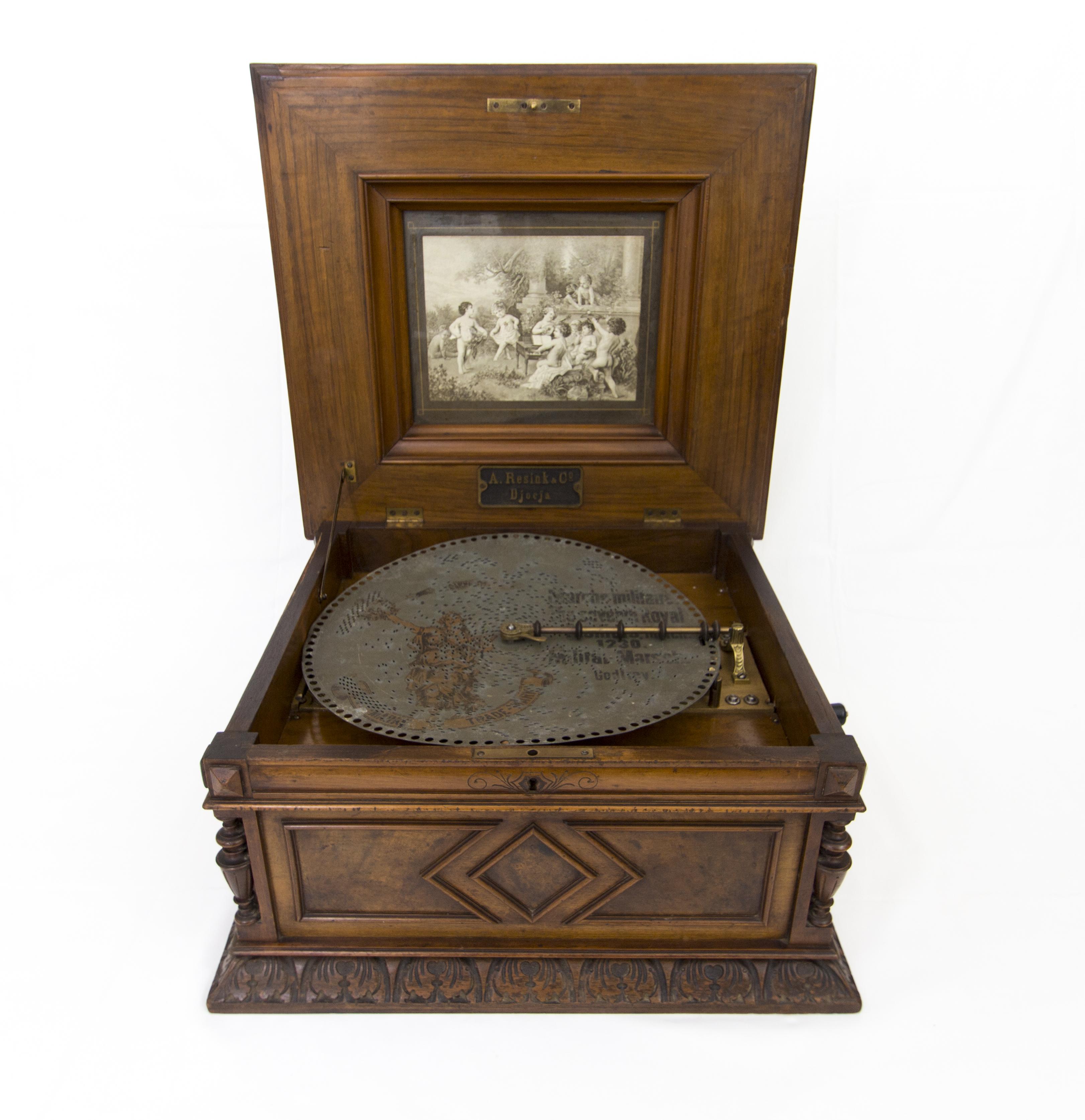 Polyphon music box r/Antiques
