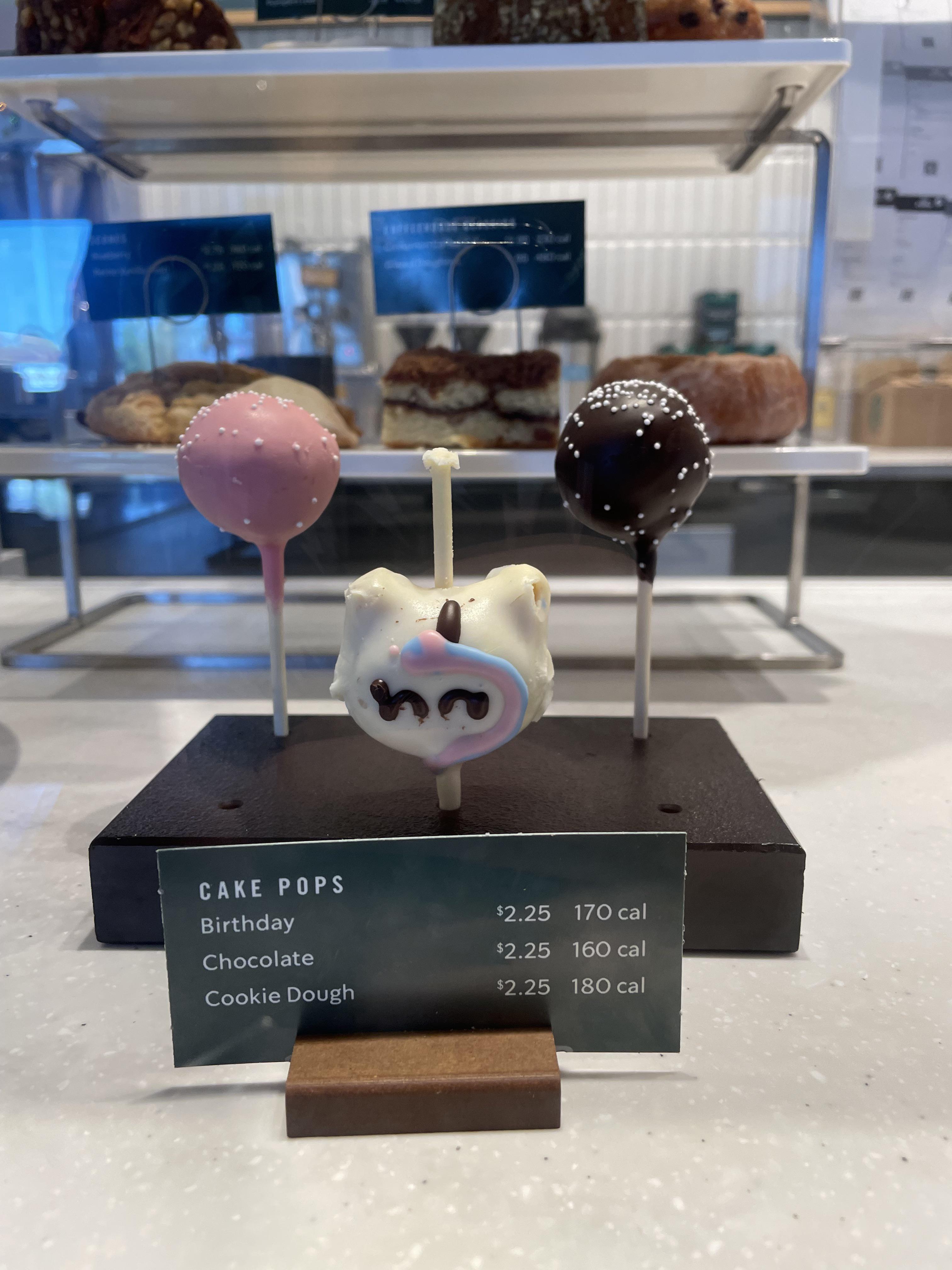 Someone finally gave the unicorn cake pop a better horn r