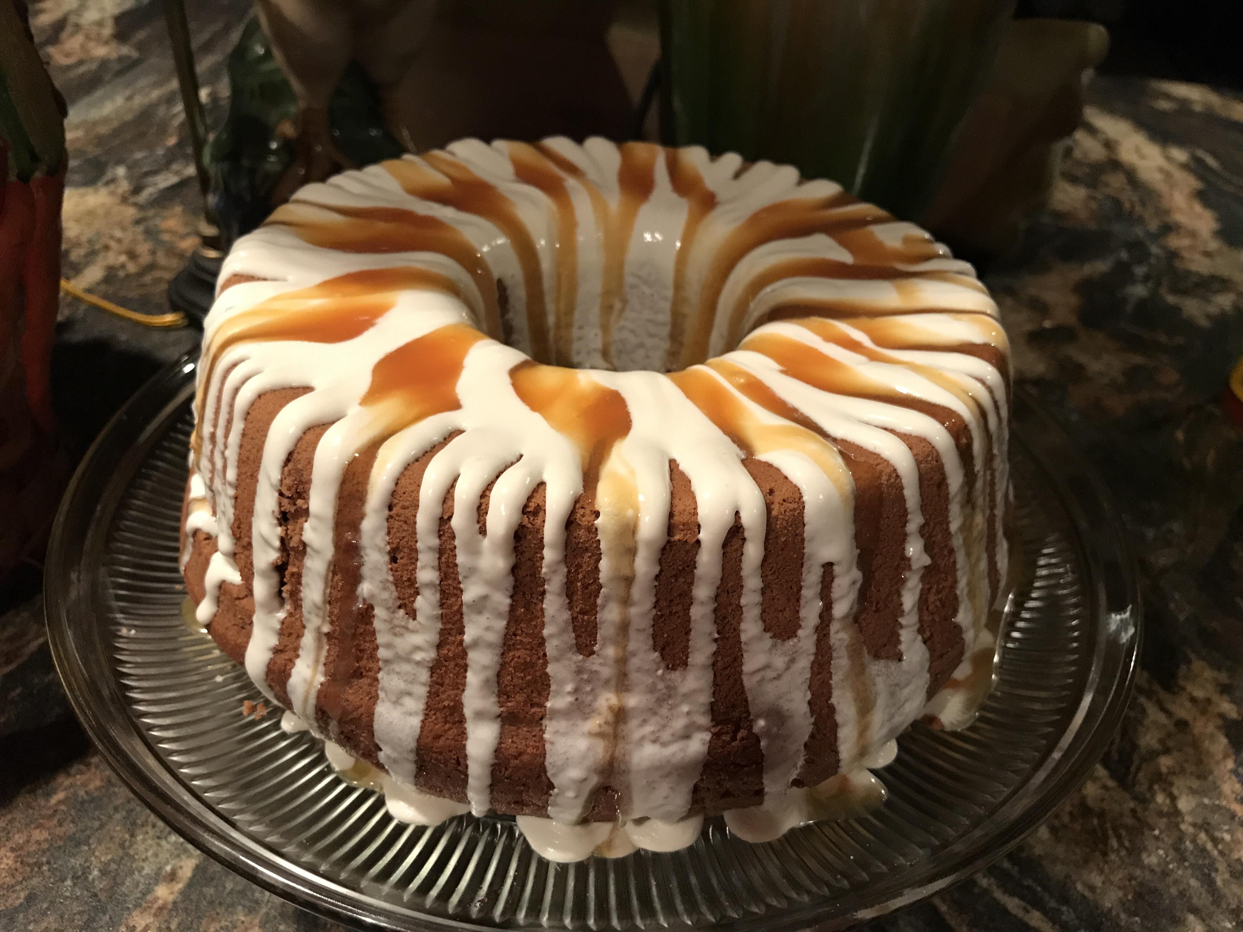 [Homemade] Coffee Liqueur Pound Cake with Bailey's Irish Cream Frosting