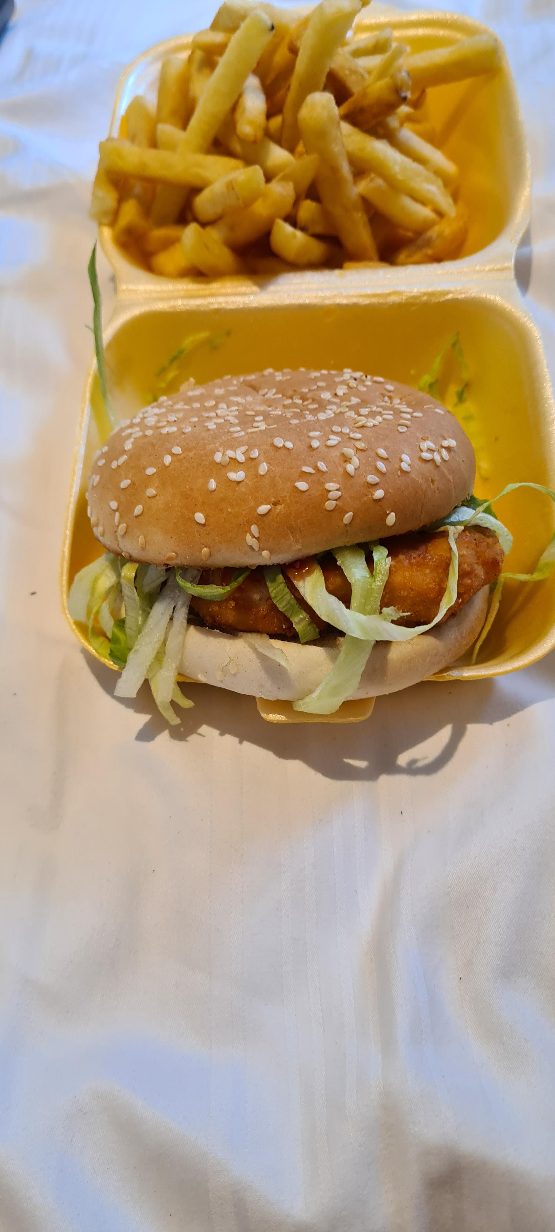 My so called "Fillet Tower Burger" r/Wellthatsucks