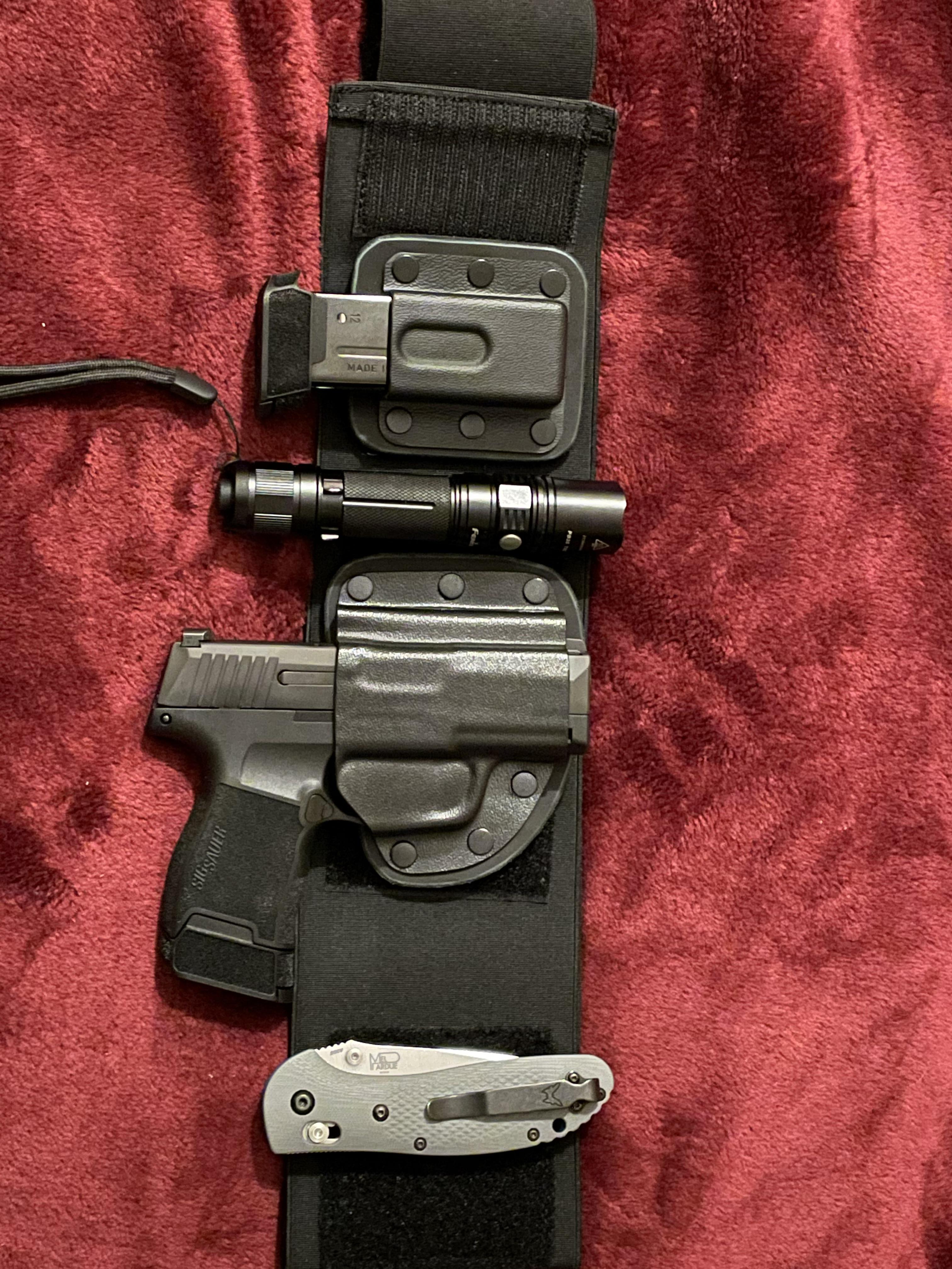 Little belly band EDC setup r/SigSauer