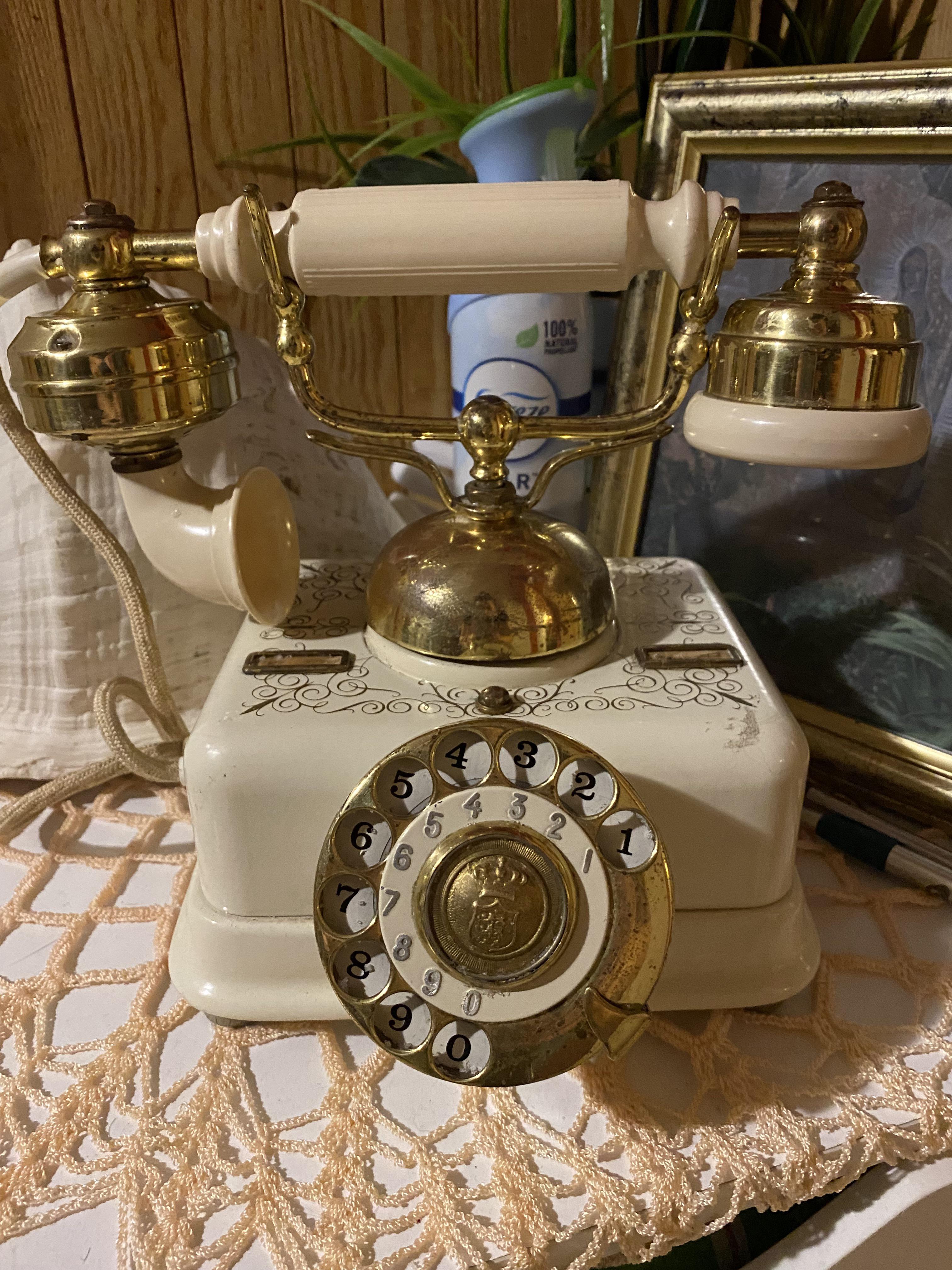 Can old rotary phones like this still work? I recently bought bought