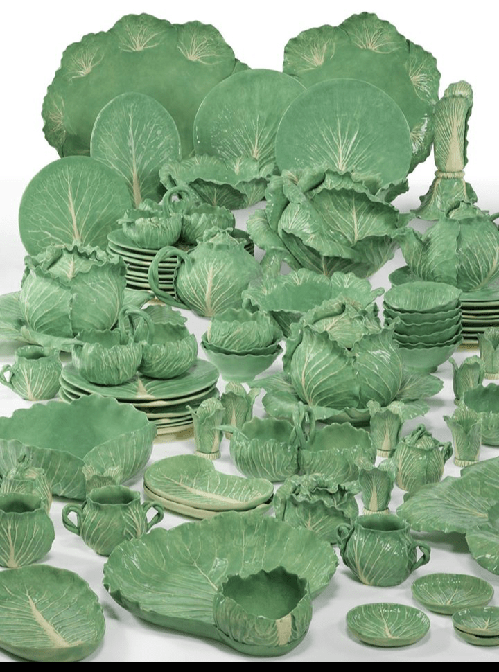This Vintage Cabbage Dining Set r/nextfuckinglevel