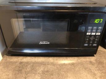 how do i set the clock on this sunbeam