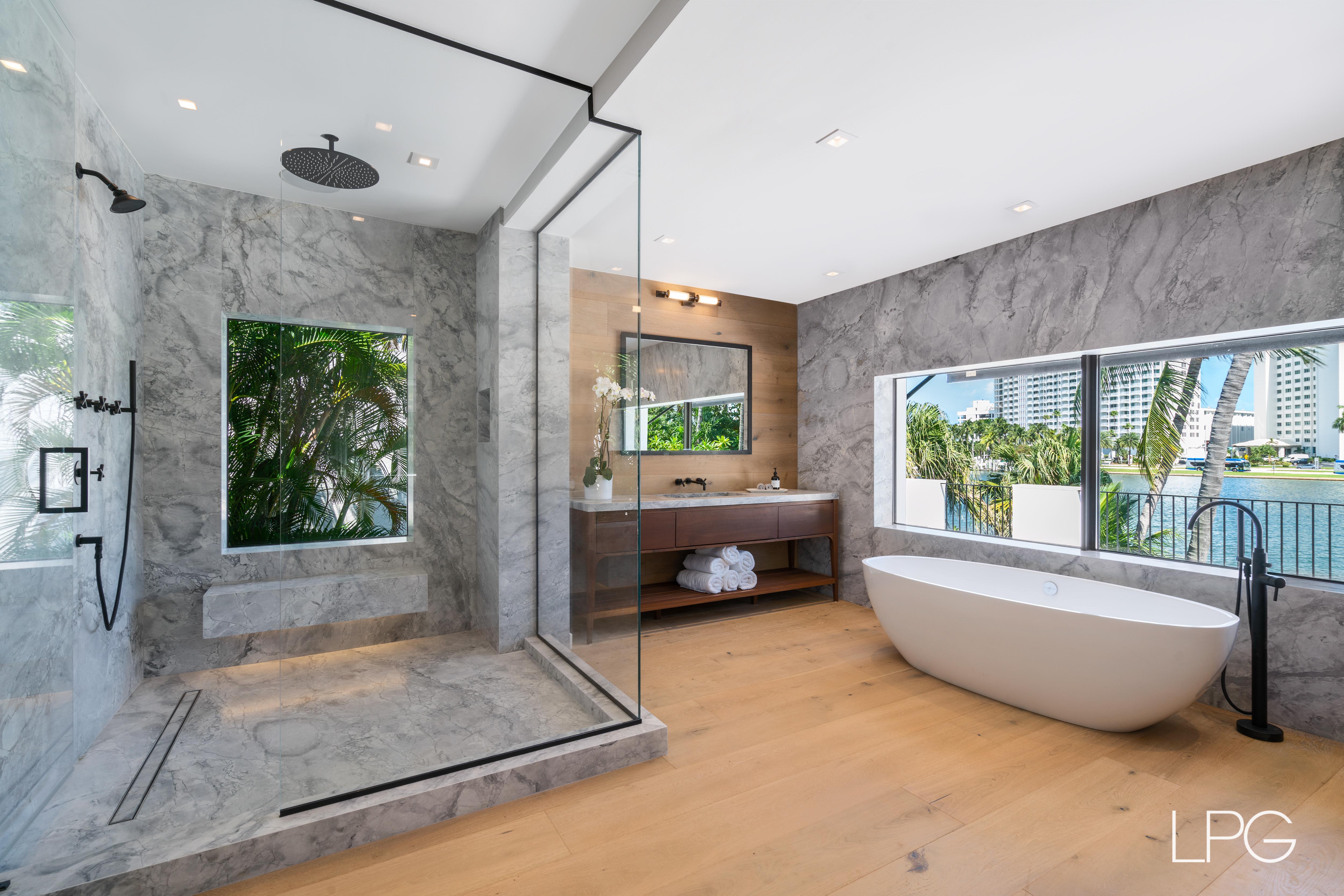 Incredible Bathroom in Miami Beach, FL [OC][5000 × 3335] Video Tour in Comments r/RoomPorn