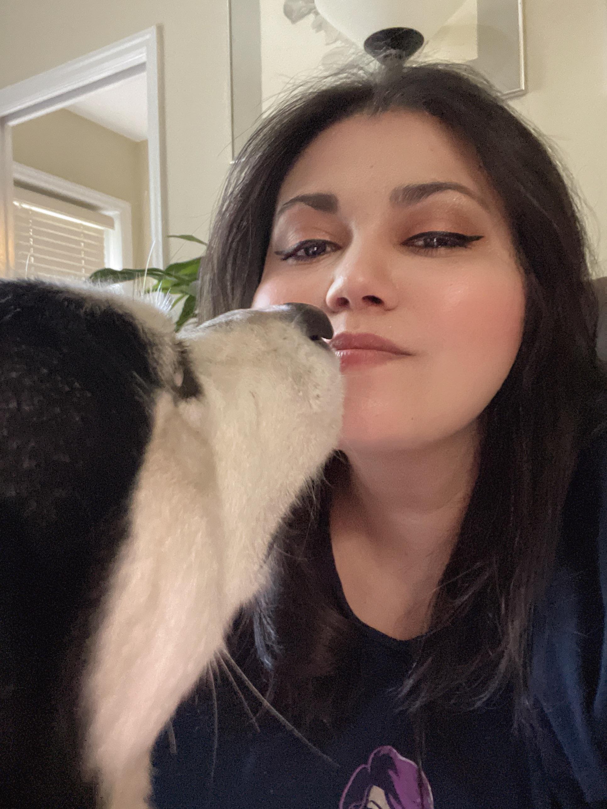 34F Dog Mom r/amihot