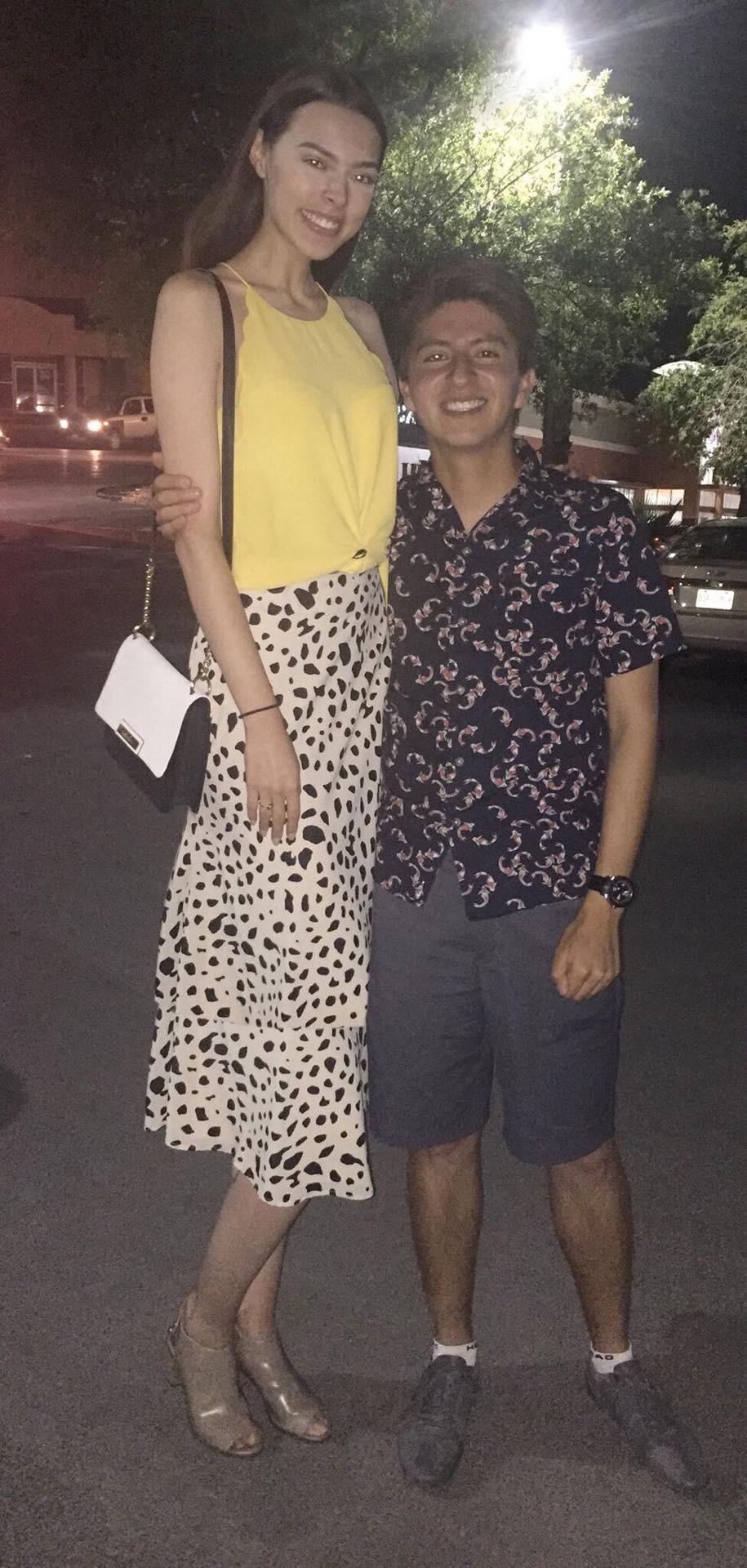 Pants/Jeans rec for short girl : r/BrandyMelville