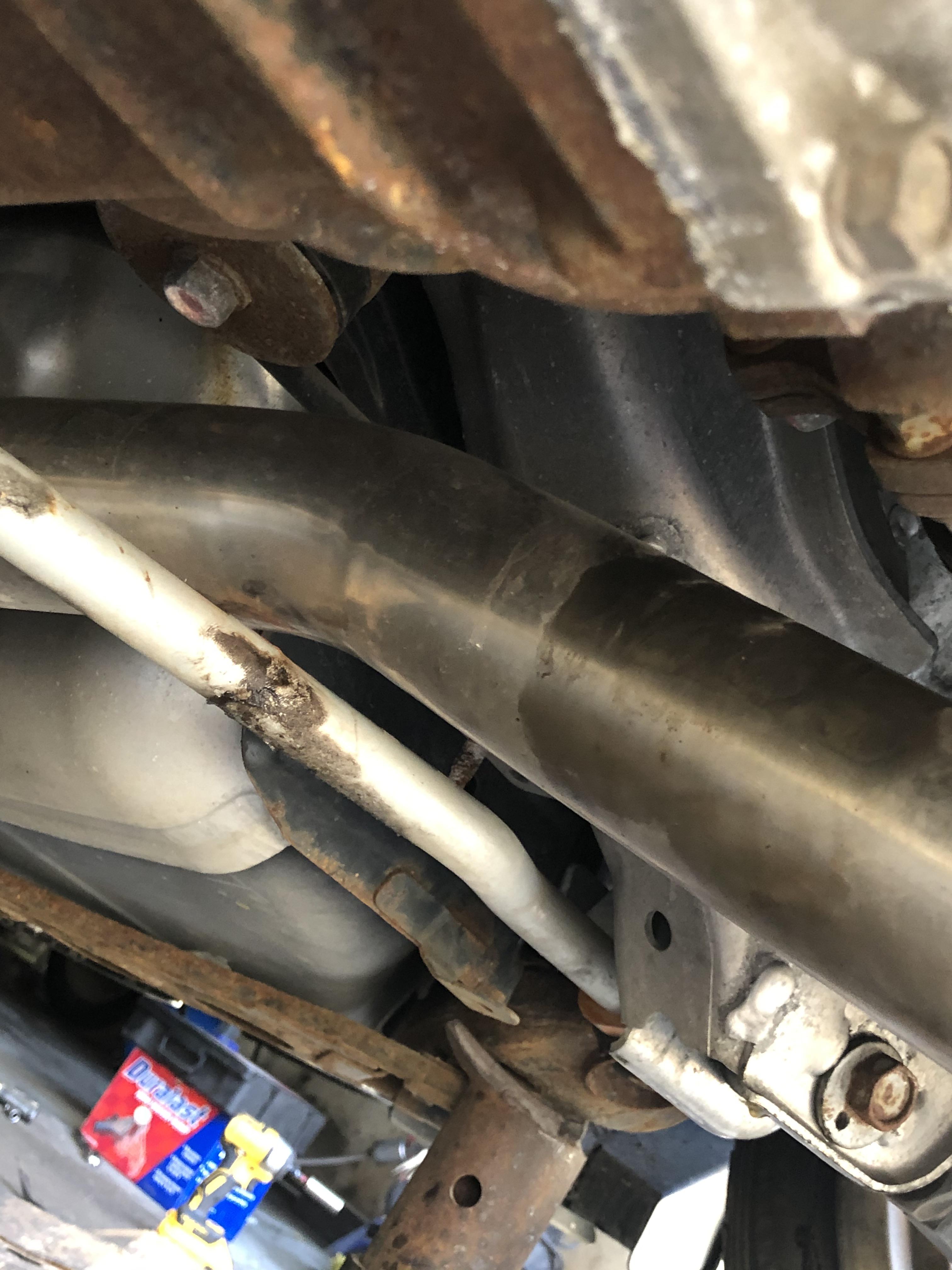 Sway bar hitting my exhaust, best way to fix this? r/G35