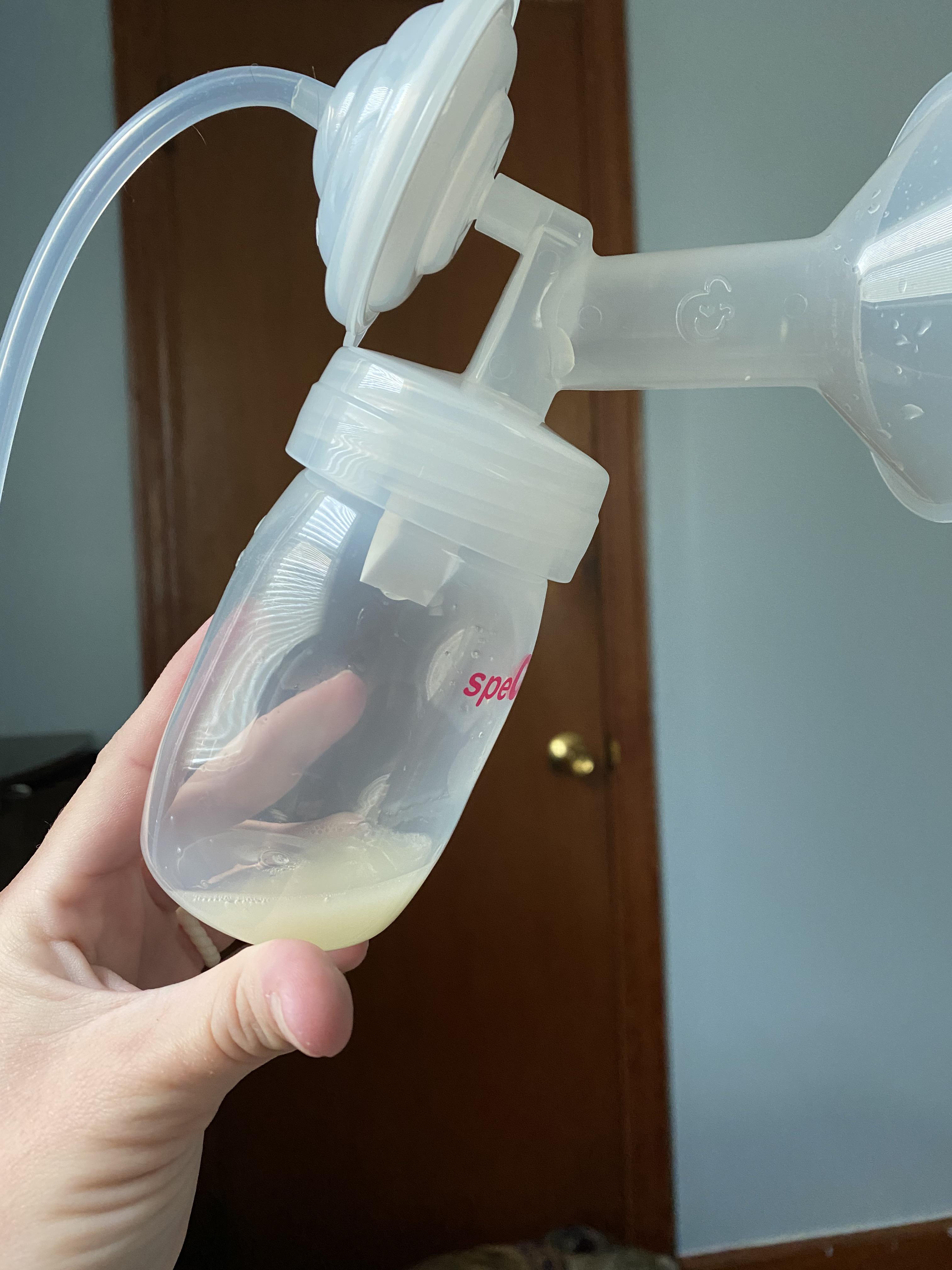 Is this colostrum? 33 weeks and building practice with my pump. If so