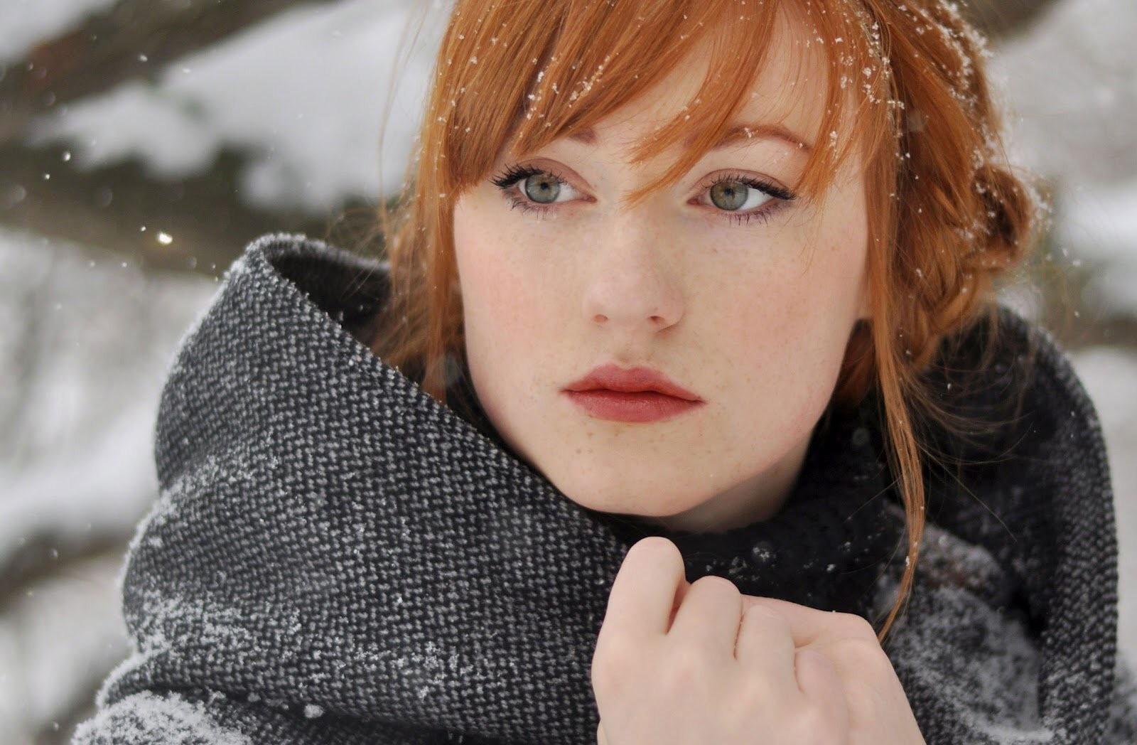 Redhead in winter : RedheadBeauties