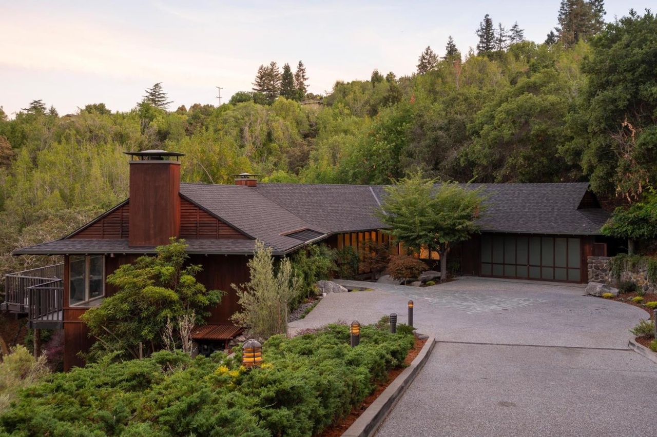 Beautiful 3.2M Woodside CA home r/McMansionHell