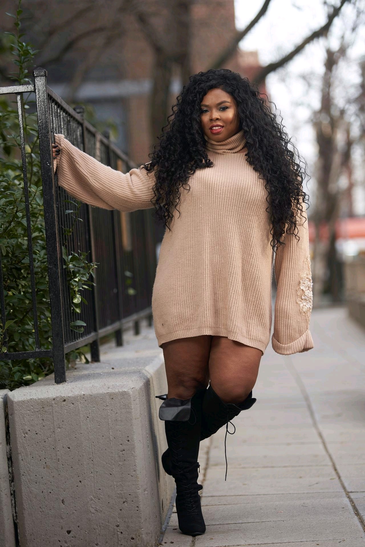 Is anyone else obsessed with sweater dresses/ oversized sweaters