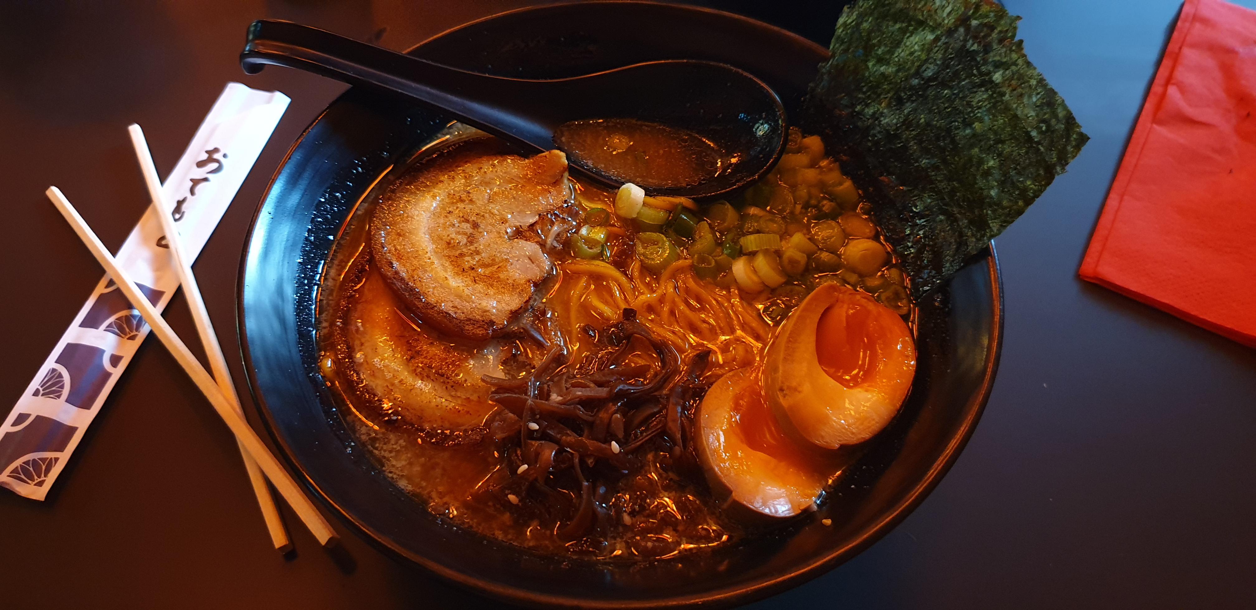 Spicy miso "devil" ramen at Ramen Dayo in Glasgow, UK. r/ramen