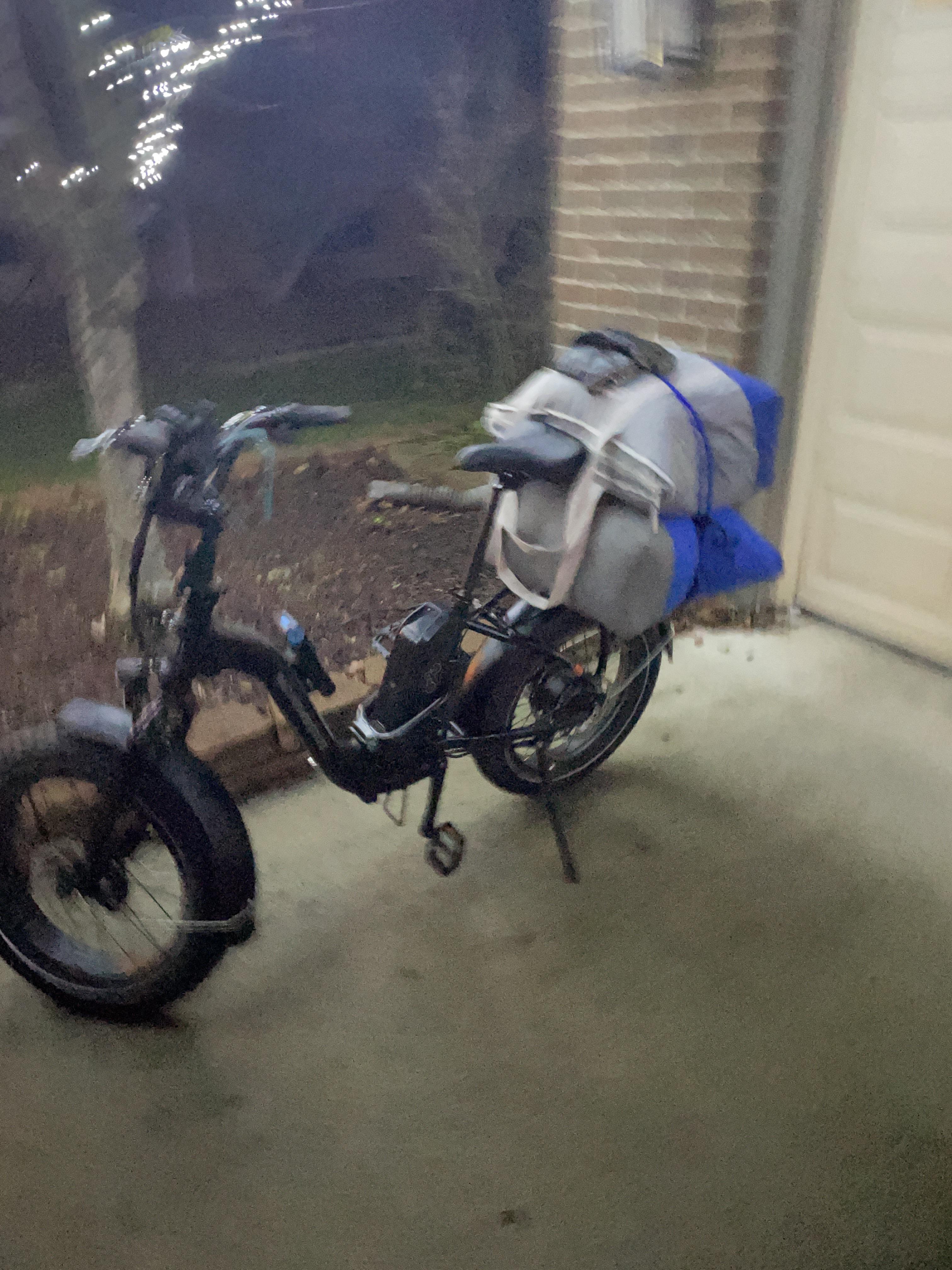 Loaded up the Expand5 with cargo tonight. Love the freedom bikes offer! I just wish there were