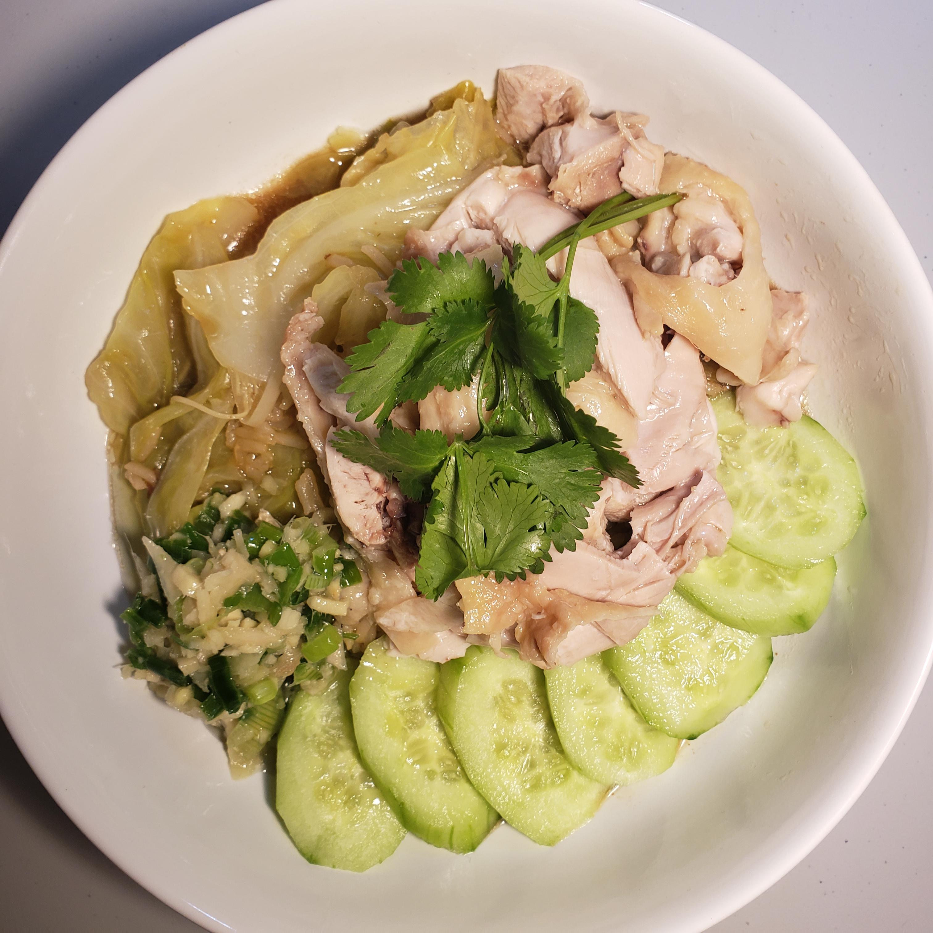 [Homemade] Pressure Cooker Hainanese Chicken Rice r/food