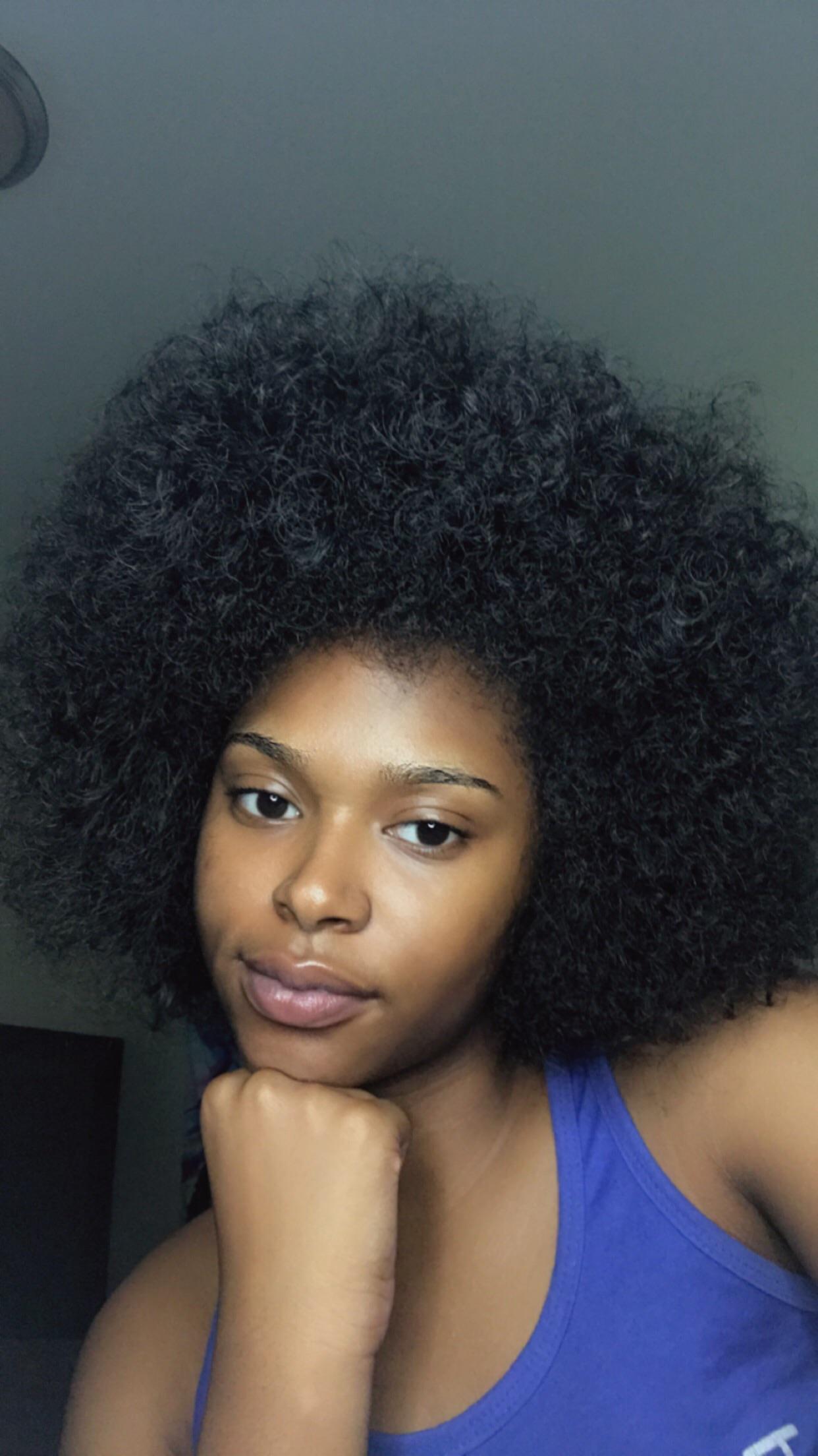 Flower child beautiful child I’m in your zone 🌹 r/Naturalhair