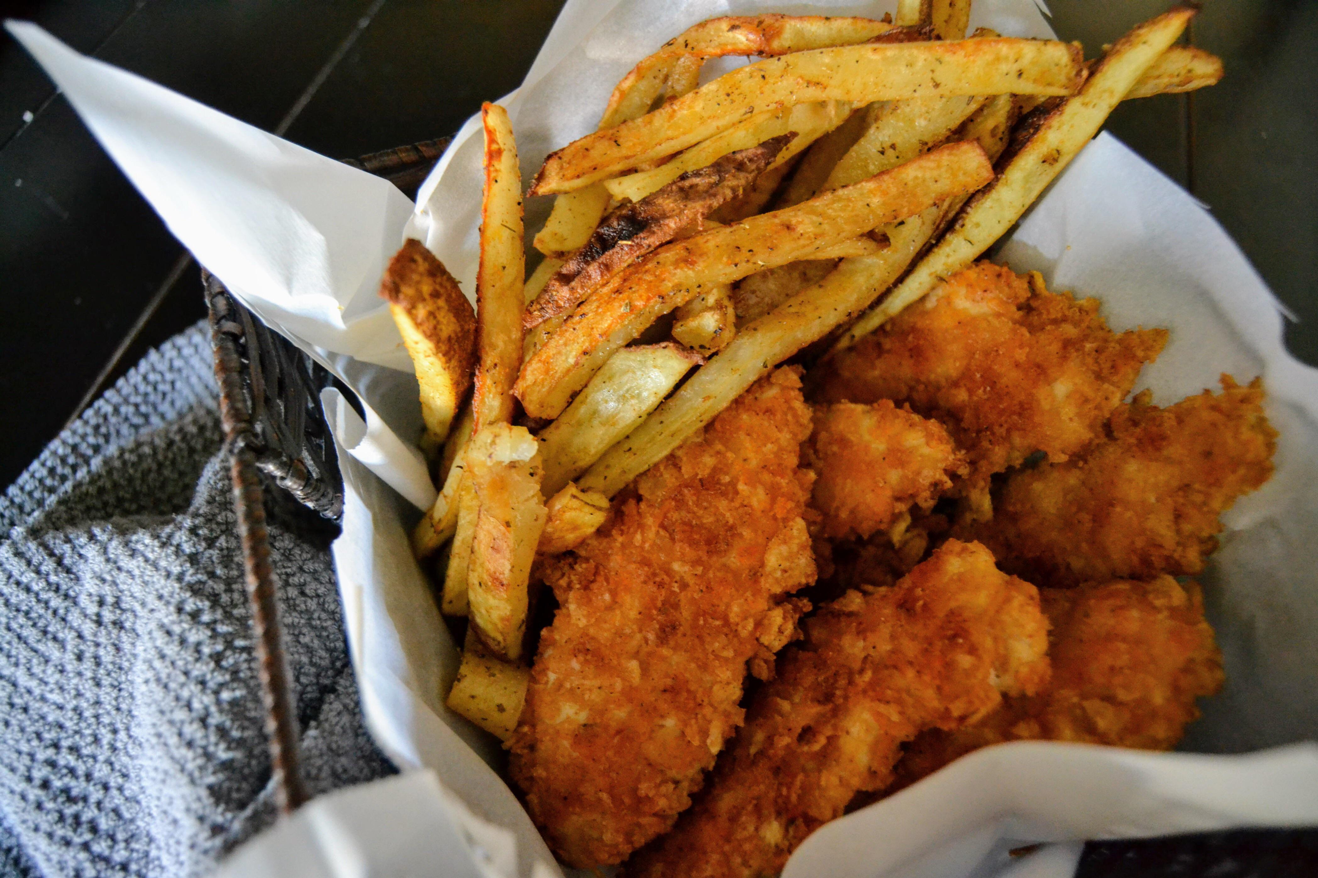 [homemade] baked french fries with baked kettle chip breaded chicken