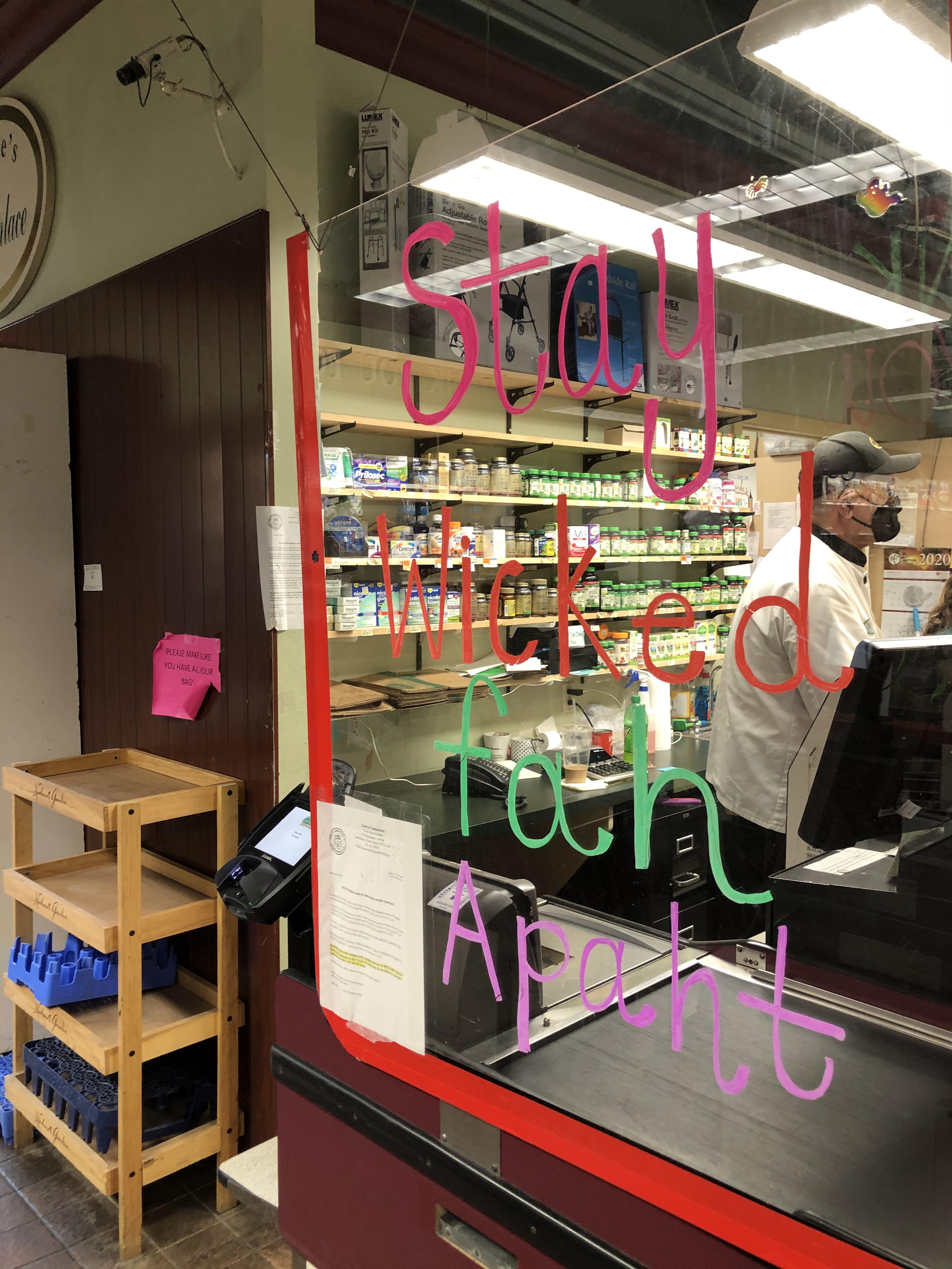 spotted in McQuade’s Marketplace in Jamestown. wicked smaht if you ask me r/RhodeIsland