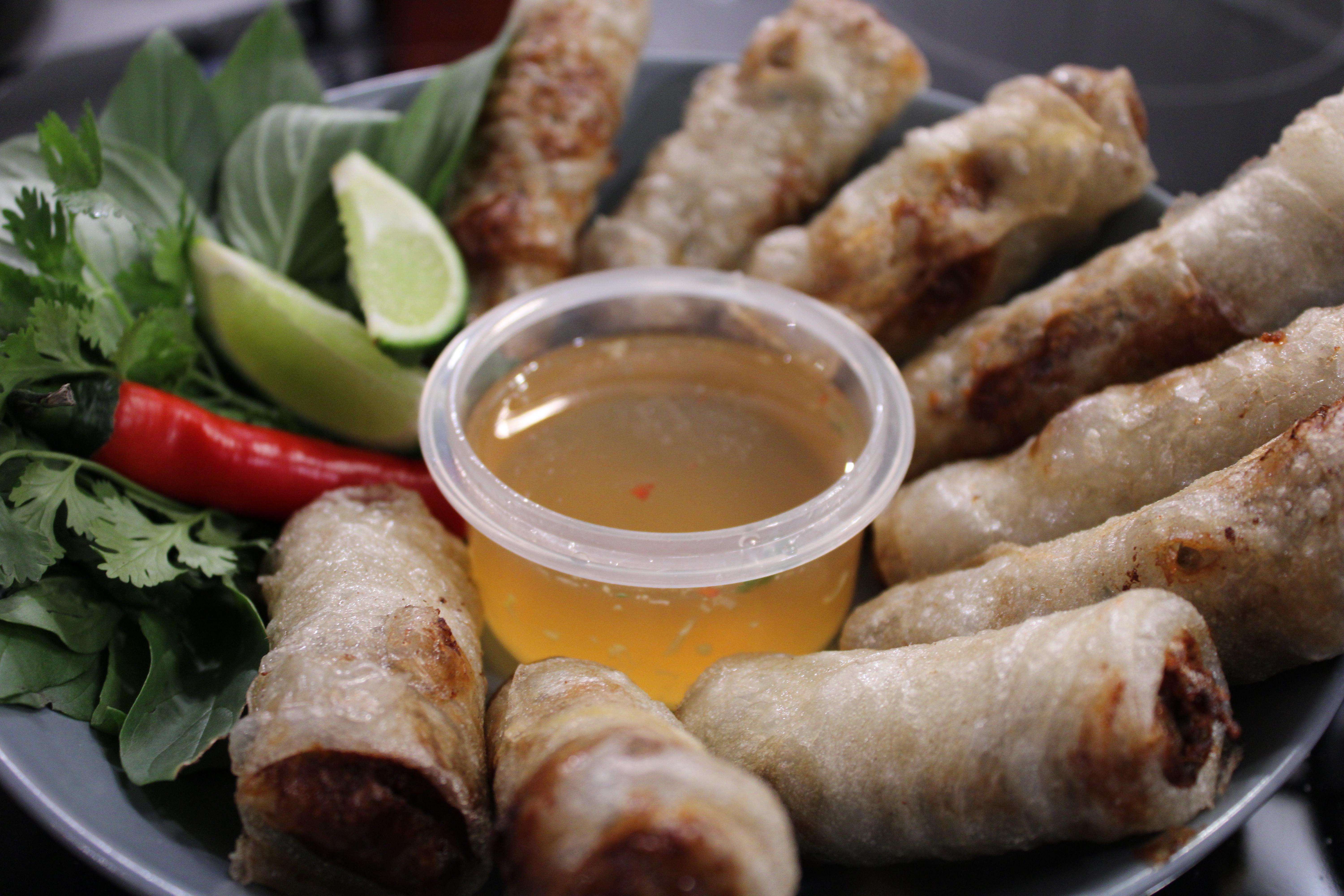 [Homemade] Nem ran with nuoc mam, deep fried in peanut oil r/food