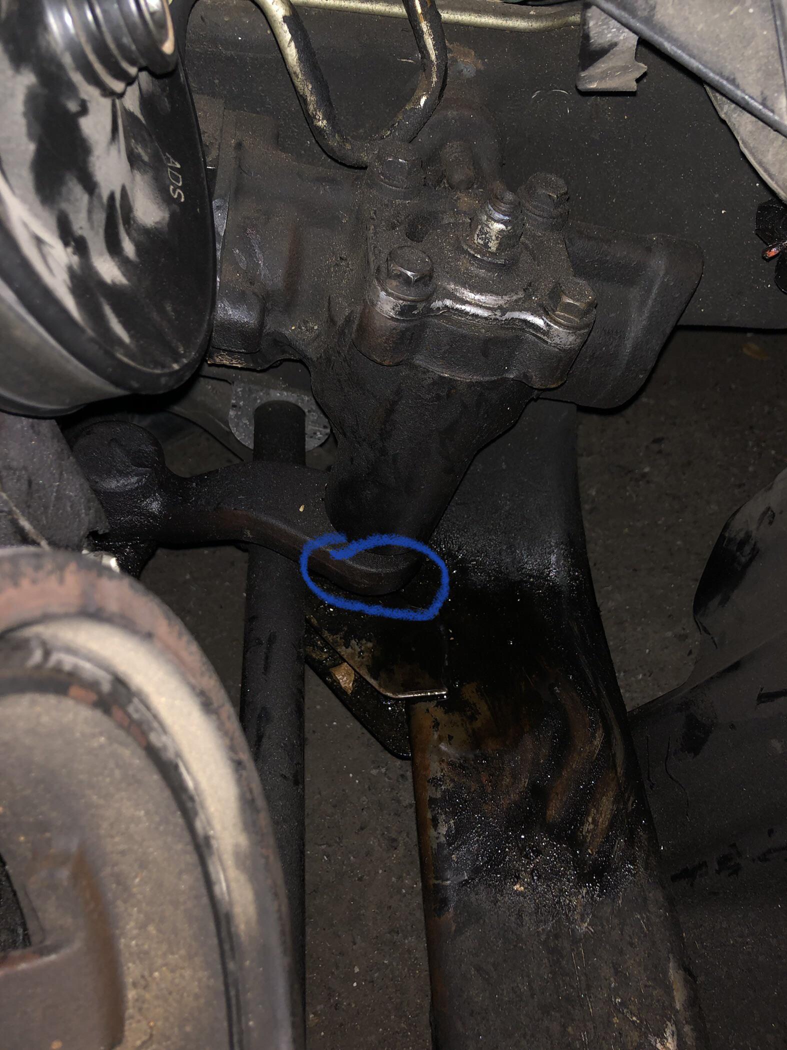 Power steering fluid leak, what is this part called? I just replaced the power steering pump
