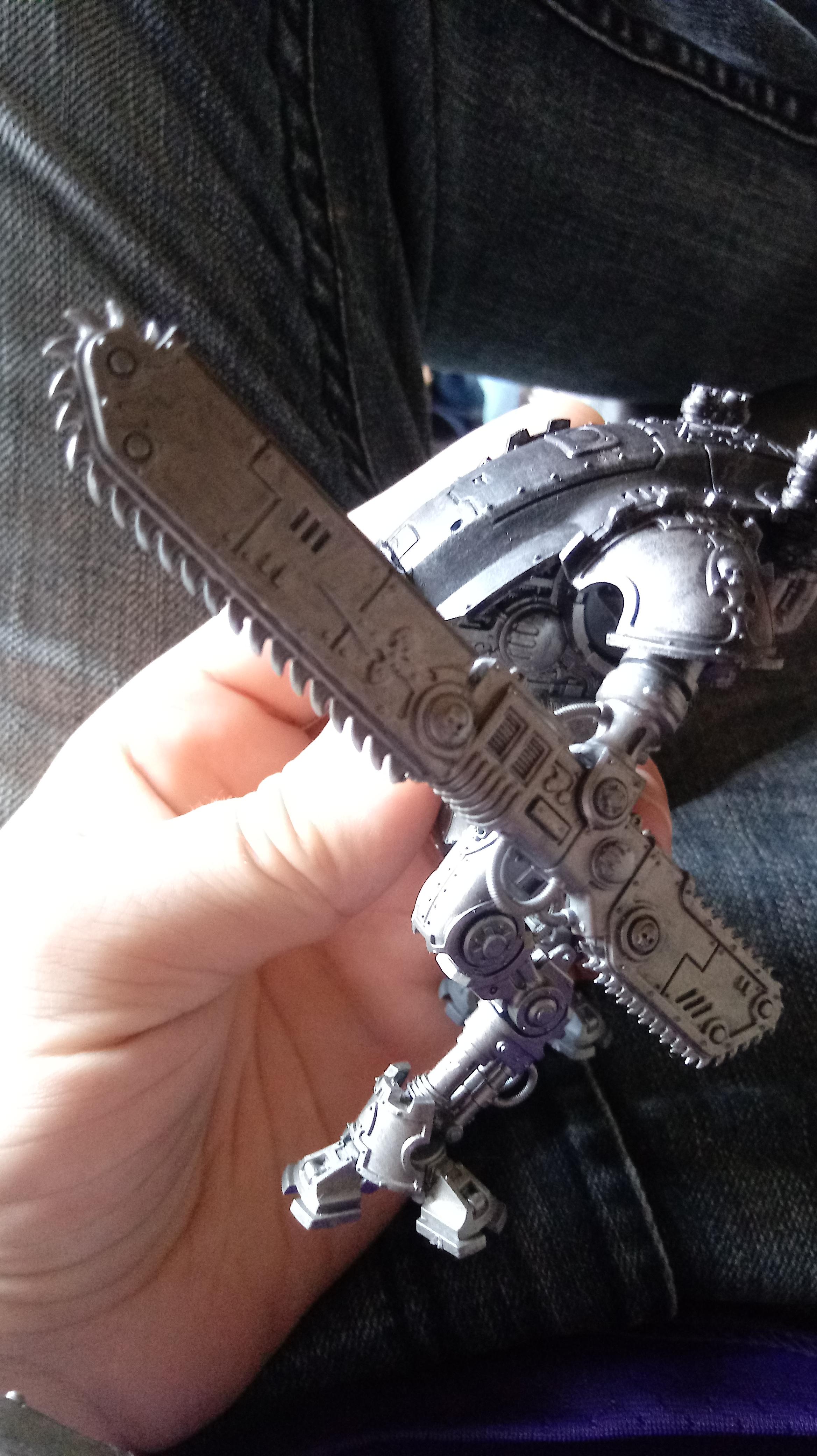 So I like blades and saws..so what?! Warhammer40k