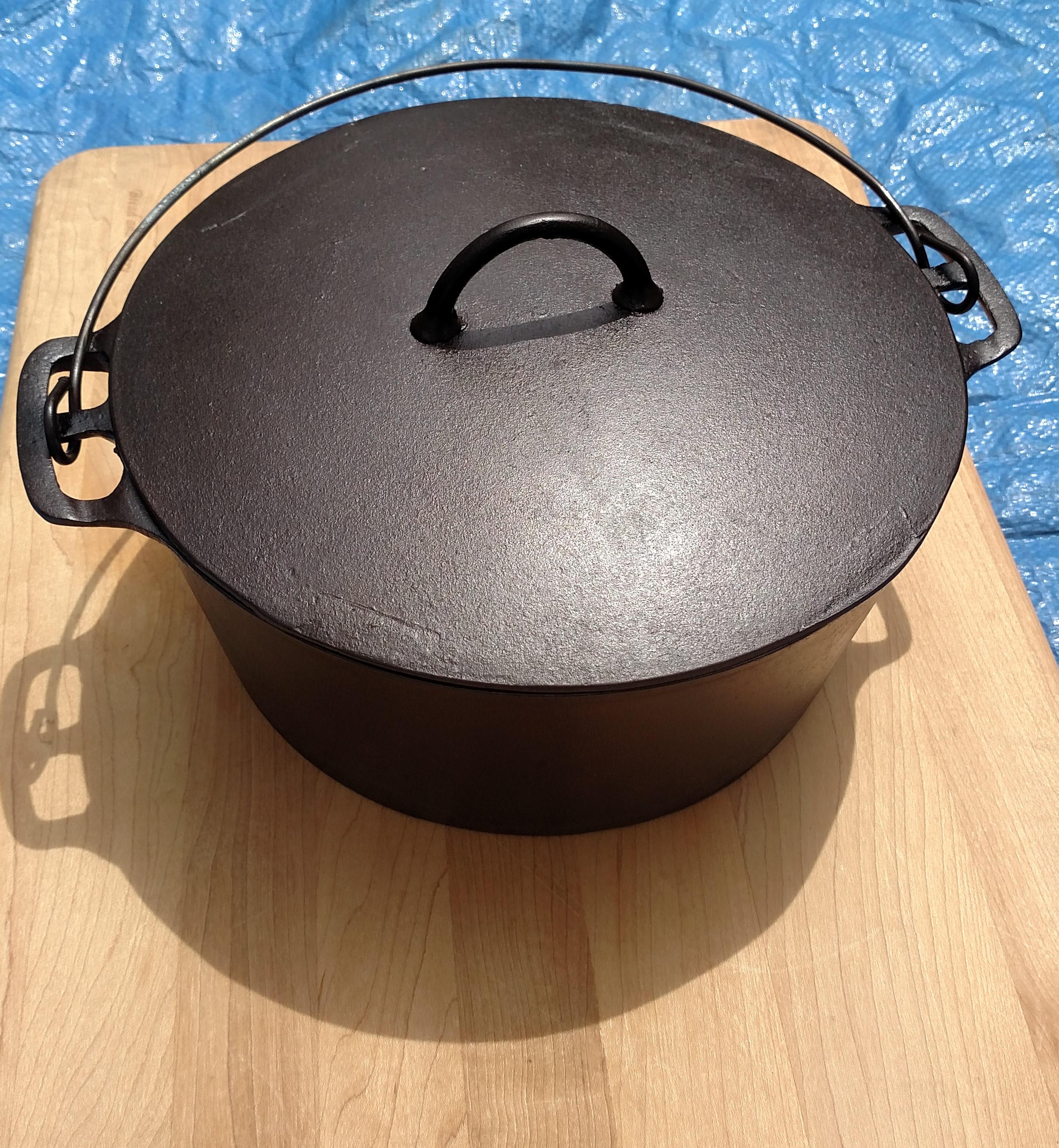 Recently restored Griswold "Erie" 8 flatlid dutch oven that is at