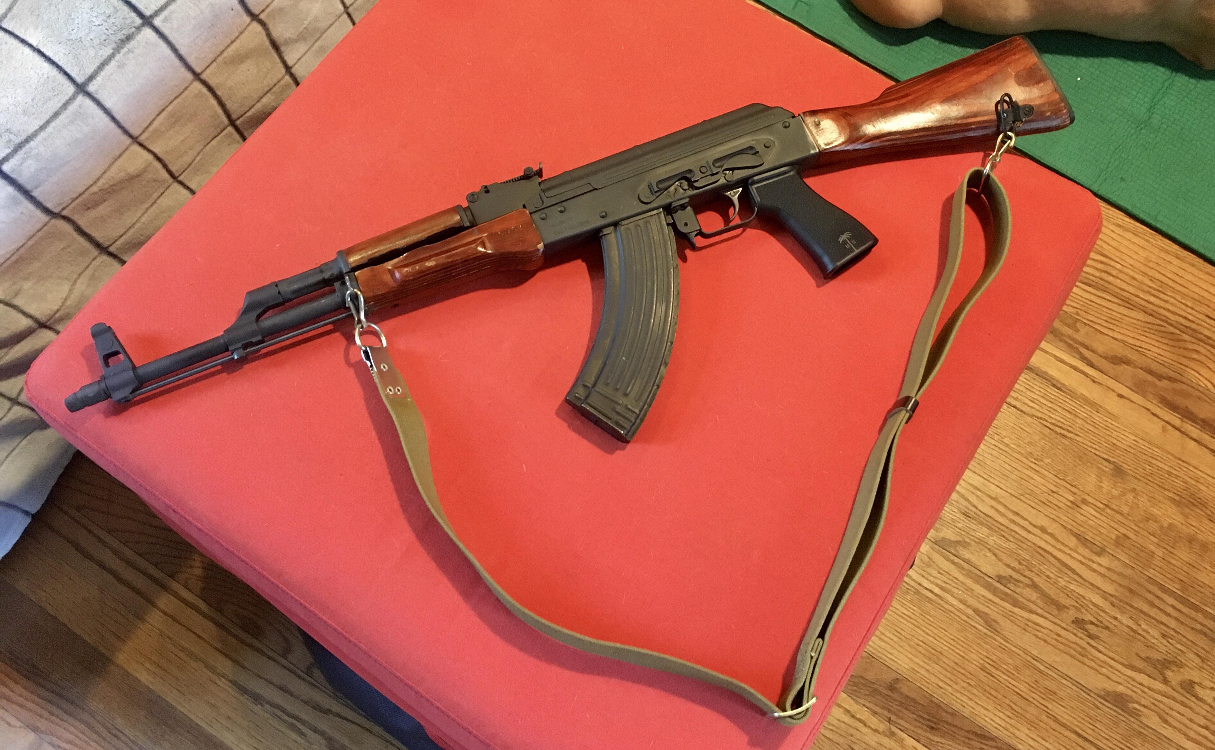 I just put this surplus Izhmash furniture on my WASR and it looks soooo