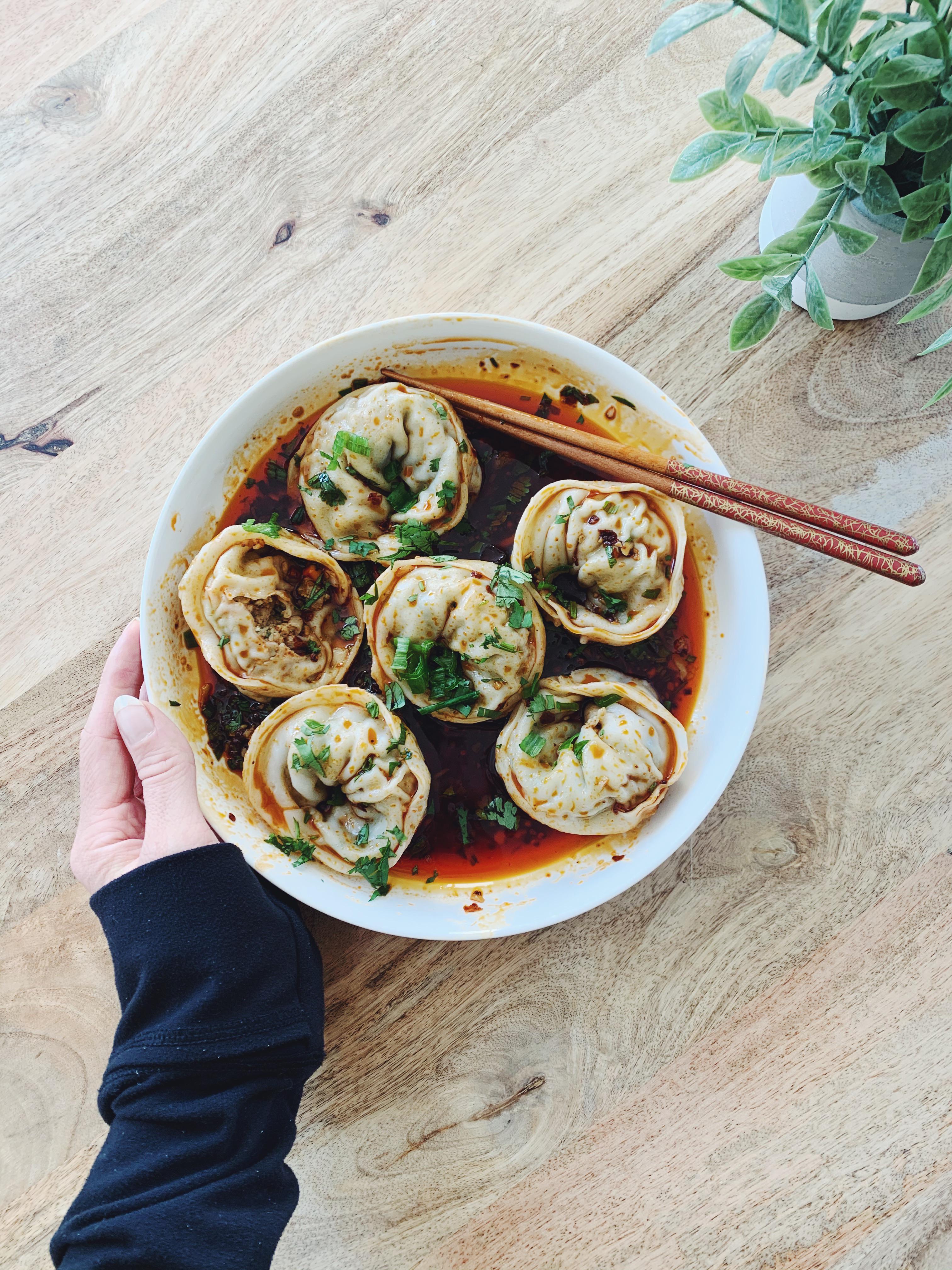 Dumplings in chili oil r/TodayIAte