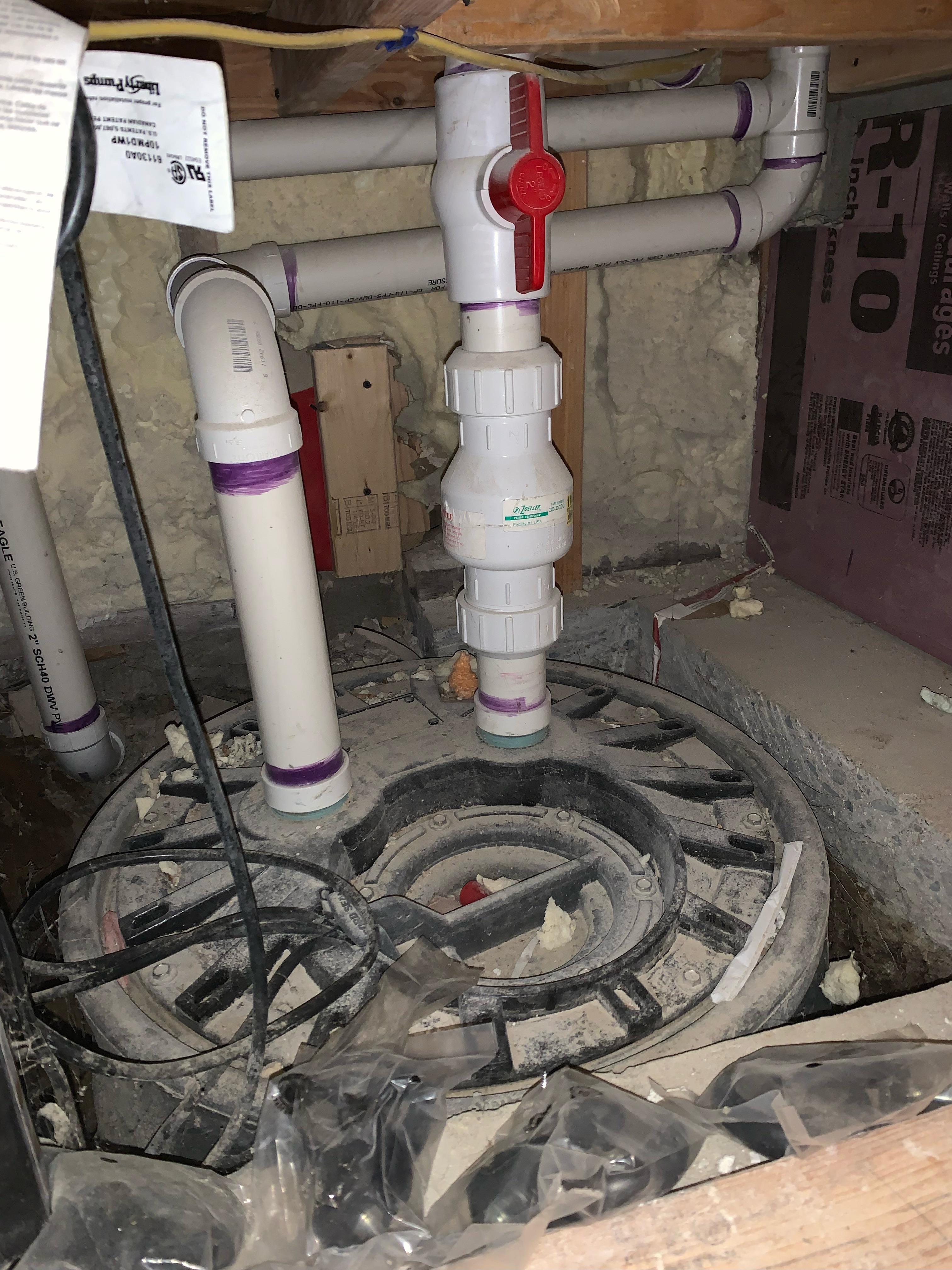 How do I open sump pump cover? r/Plumbing