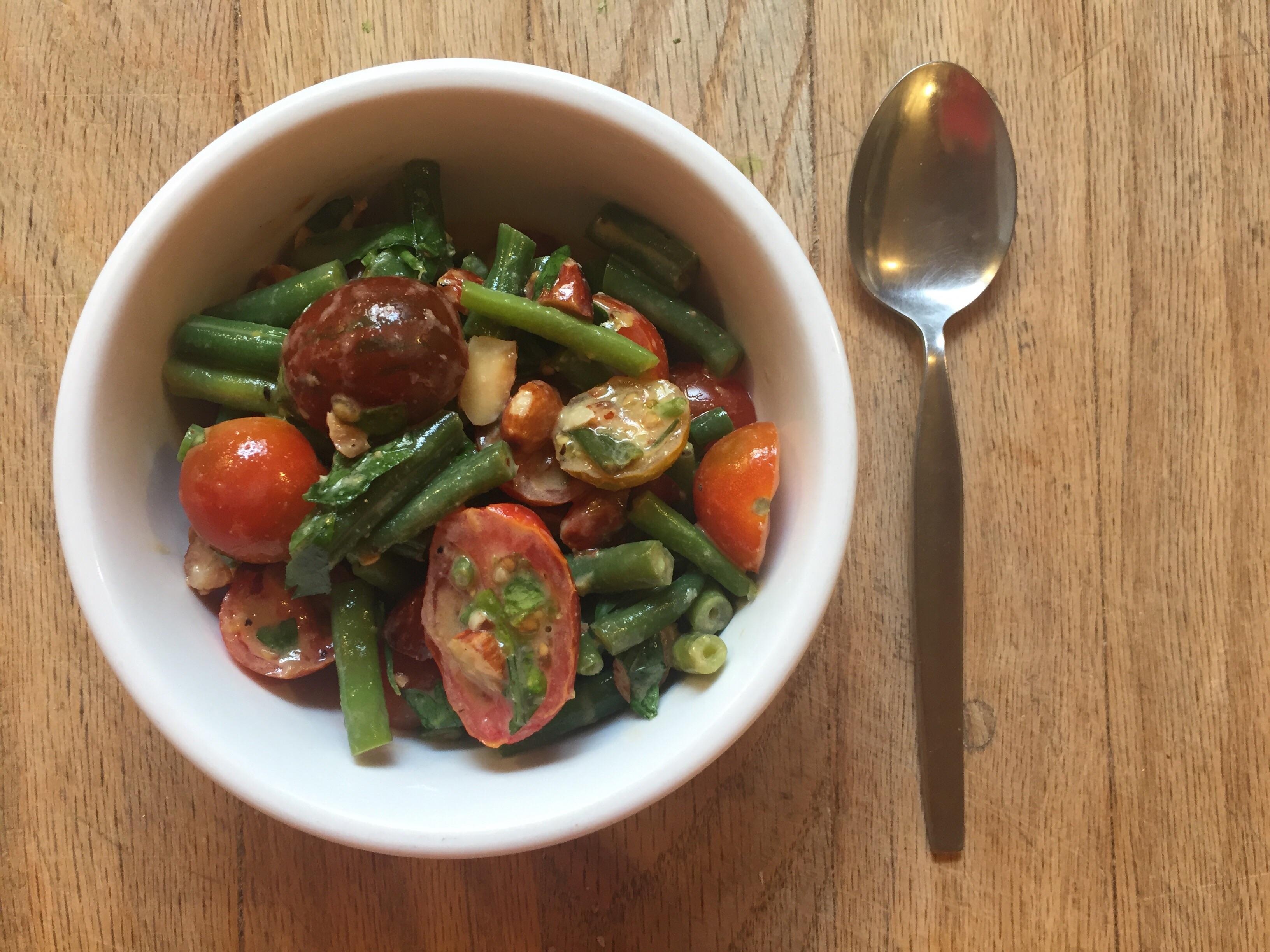 Week 32 Salad Green bean, tomato and almond salad with tahini