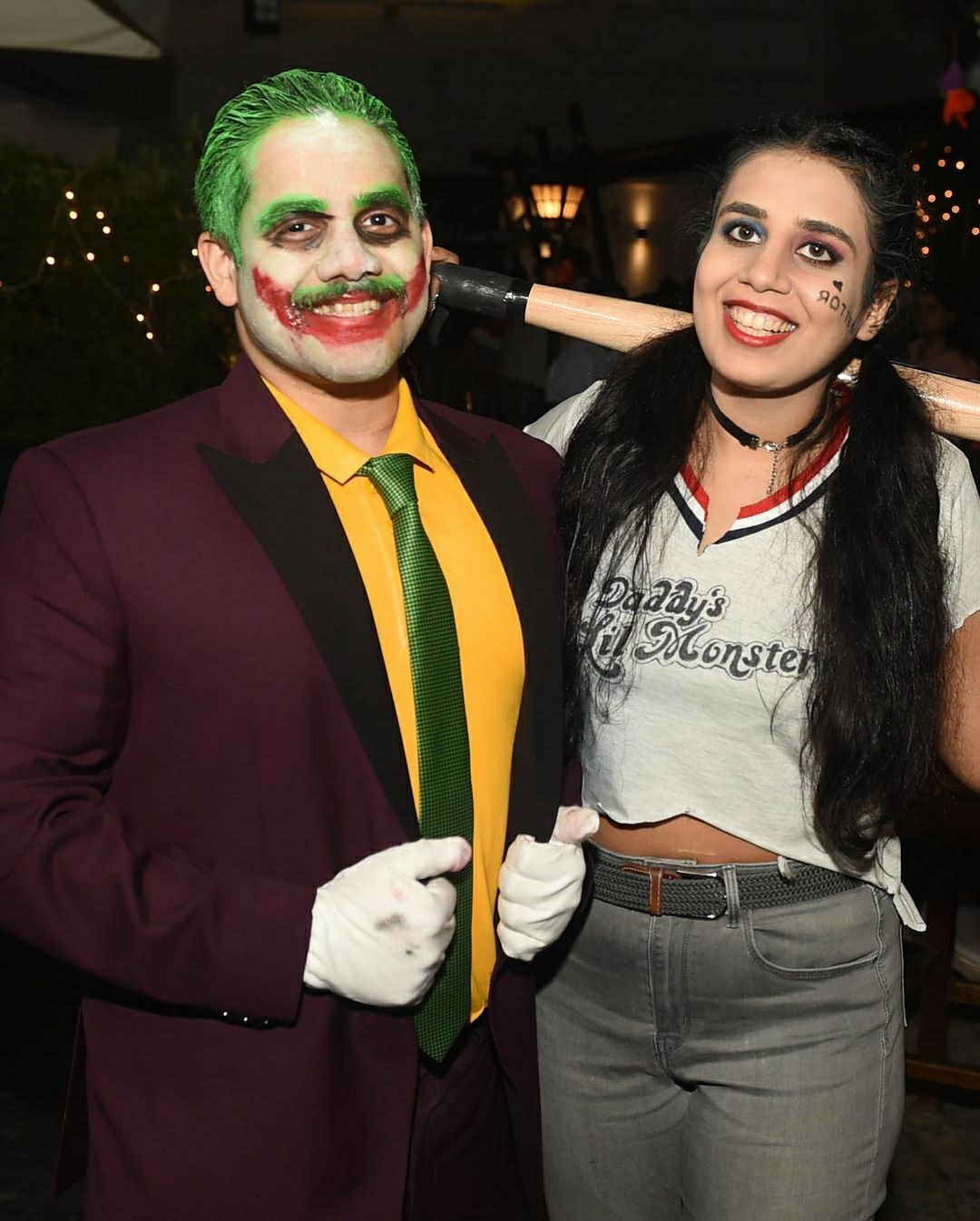 [Cosplay] My wife and I cosplayed as the Joker and Harley Quinn this