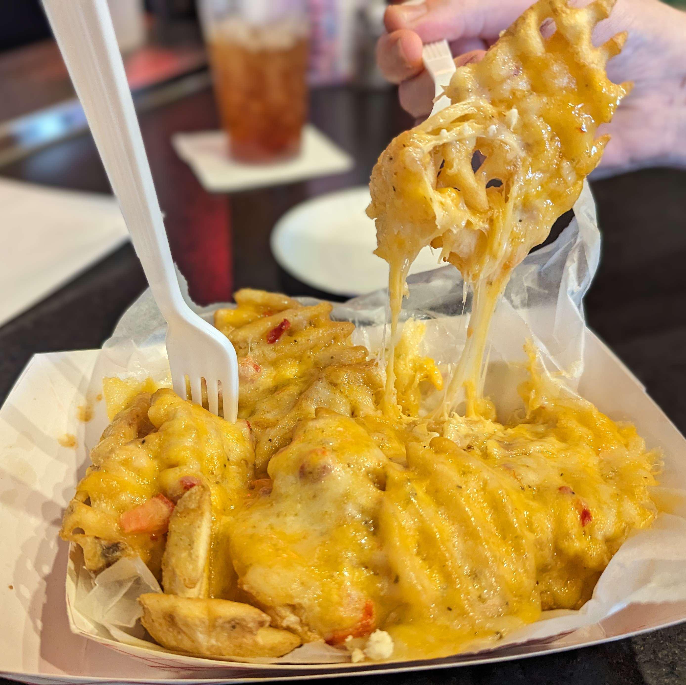 [I Ate] Pimento cheese fries r/food