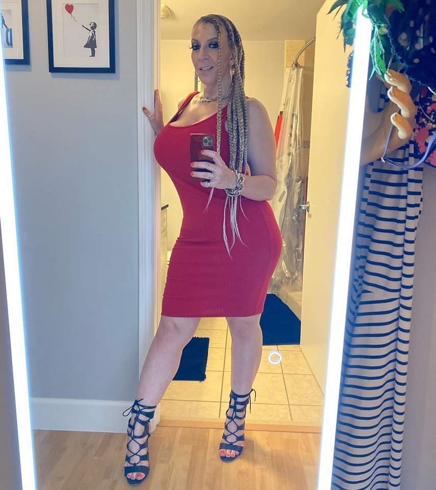 Red dress : SaraJay_Fan