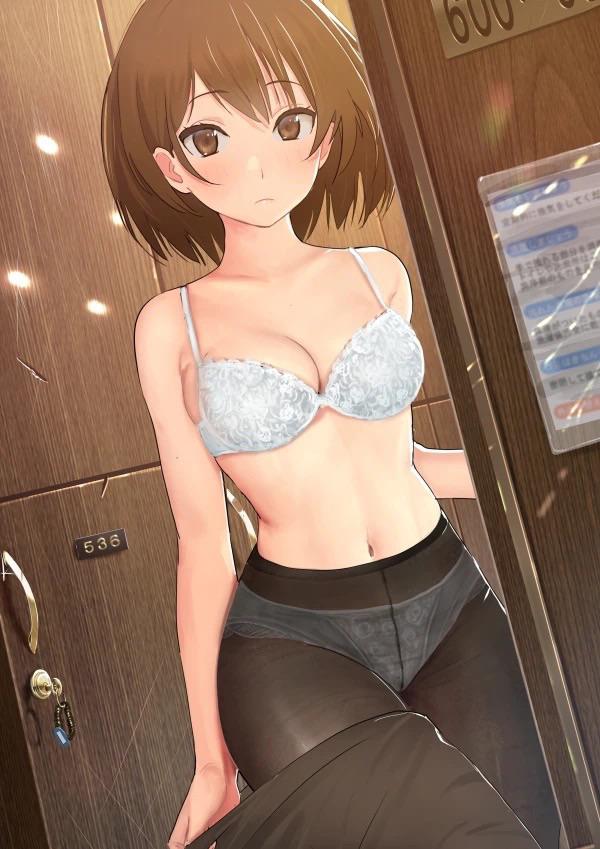 What are you doing in the girl's locker room? : high_quality_hentai