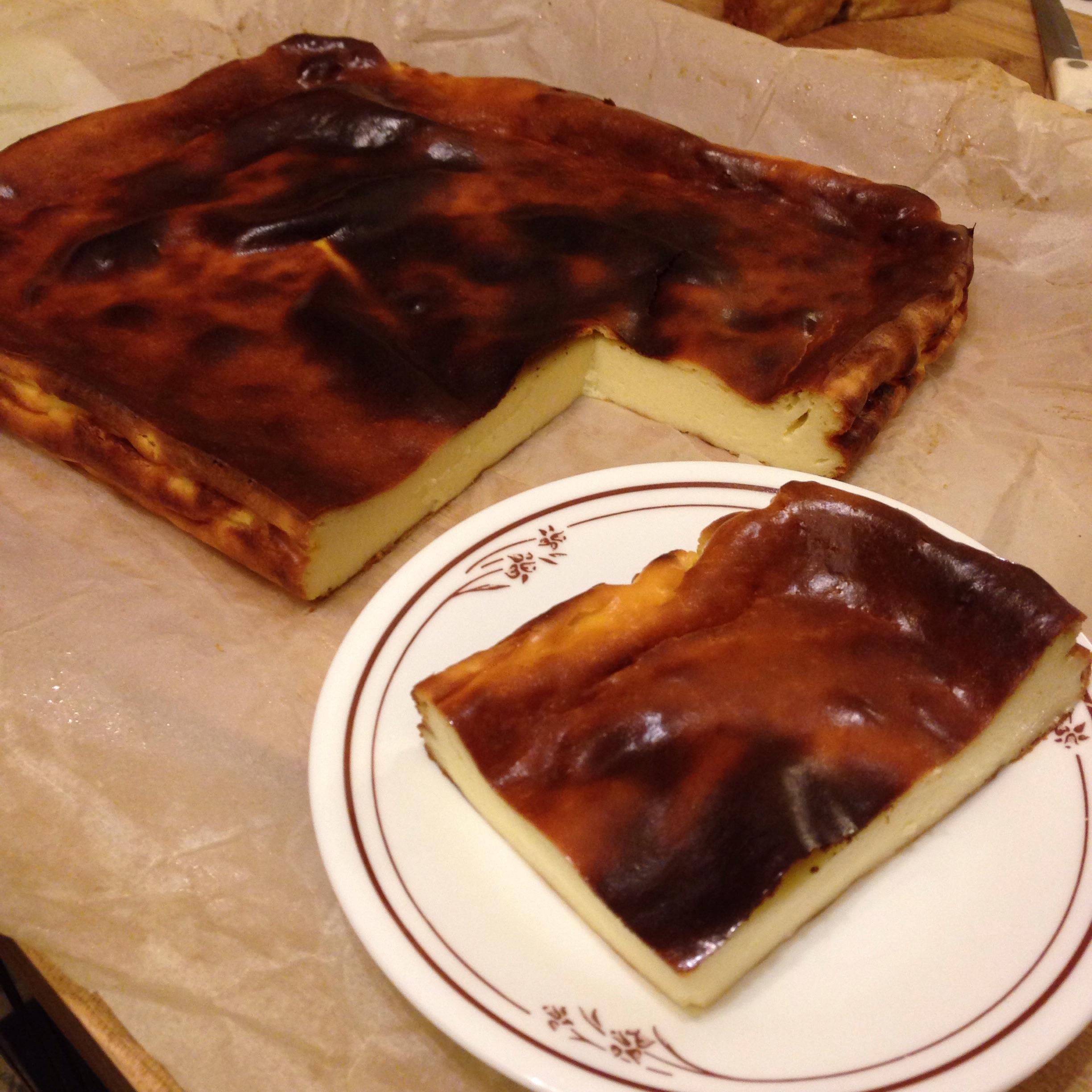 [Homemade] Burnt Basque Cheesecake r/food