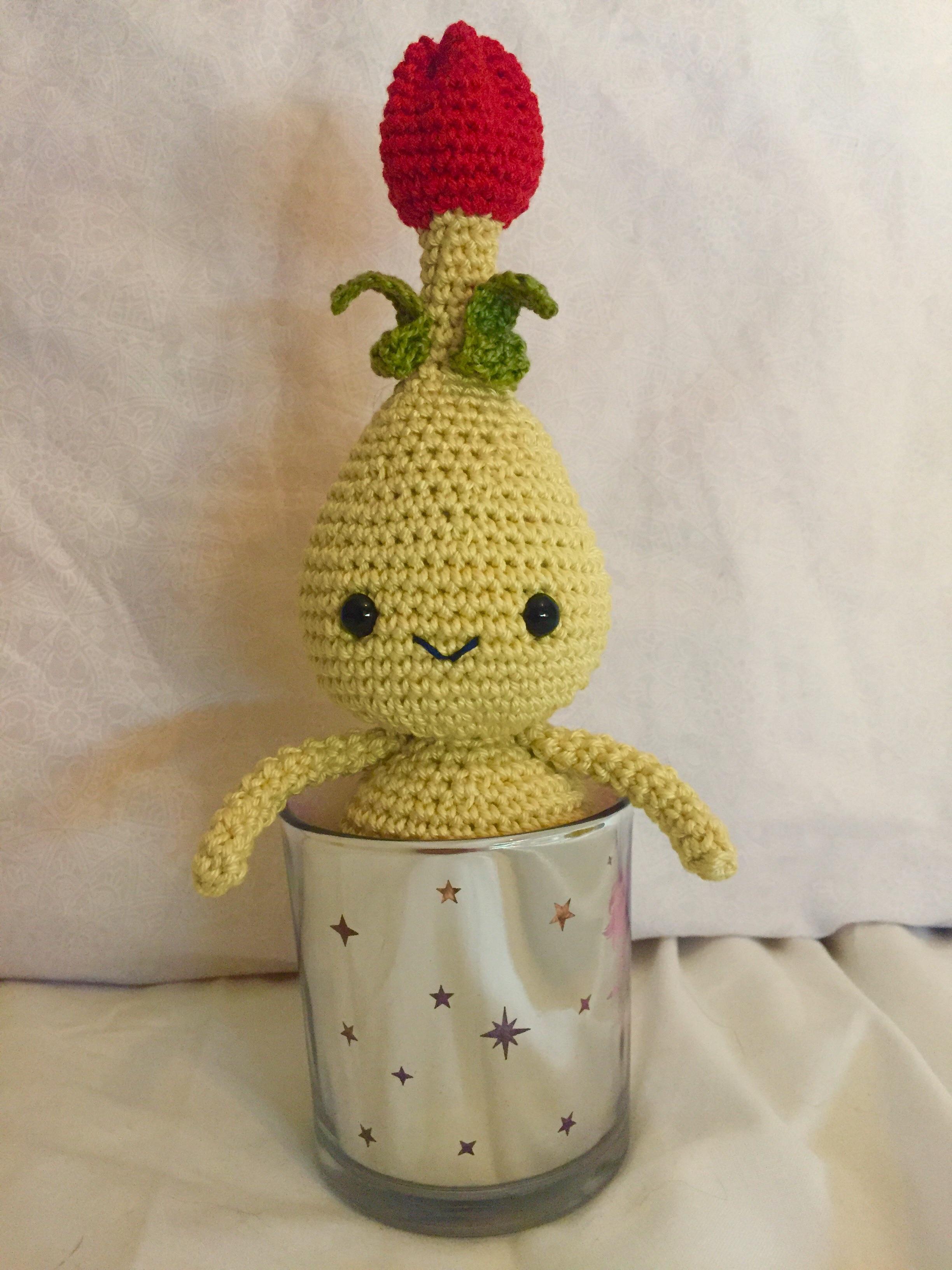 Just finished my little tulip bulb. r/crochet