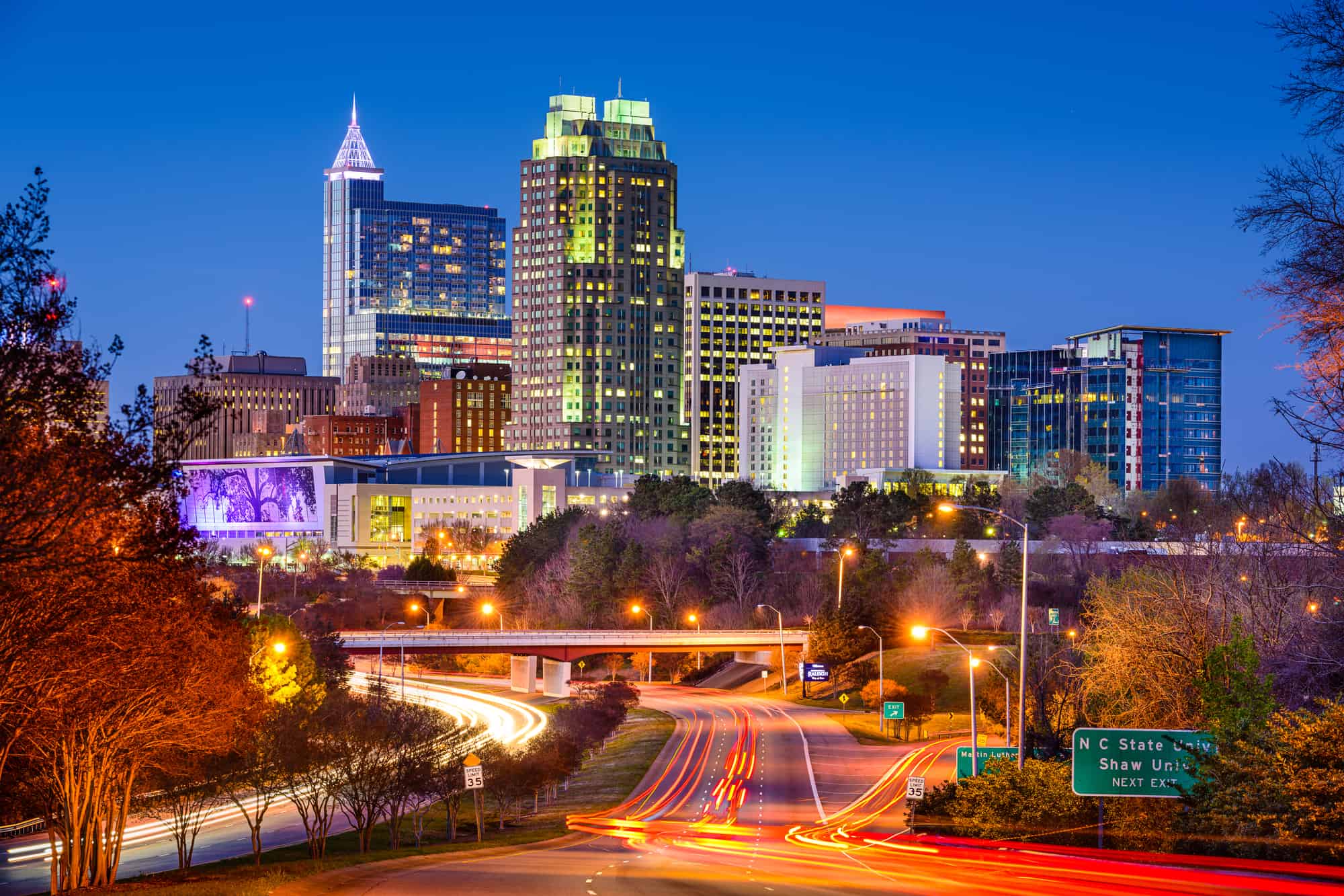 Raleigh, North Carolina [2000 x 1333] r/wallpapers