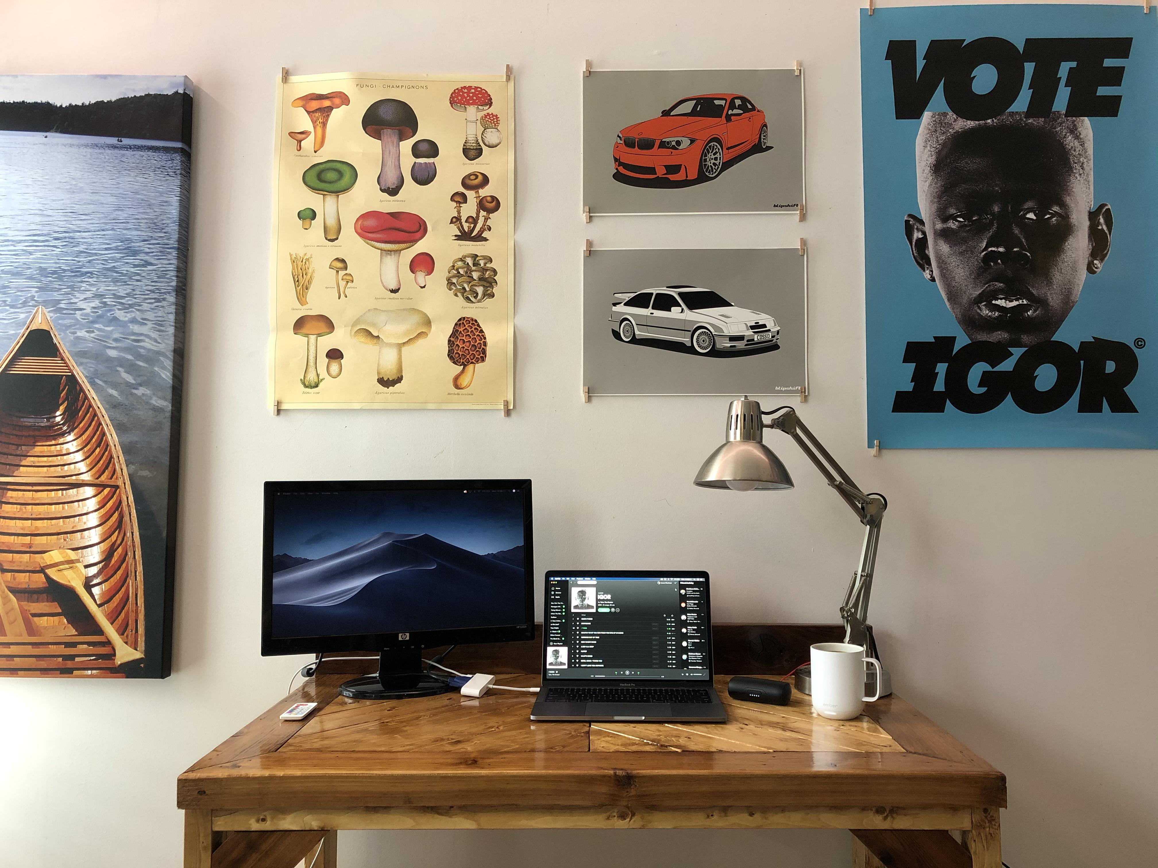 [OC] My old desk was on its last leg, so I made a new one! Here’s what