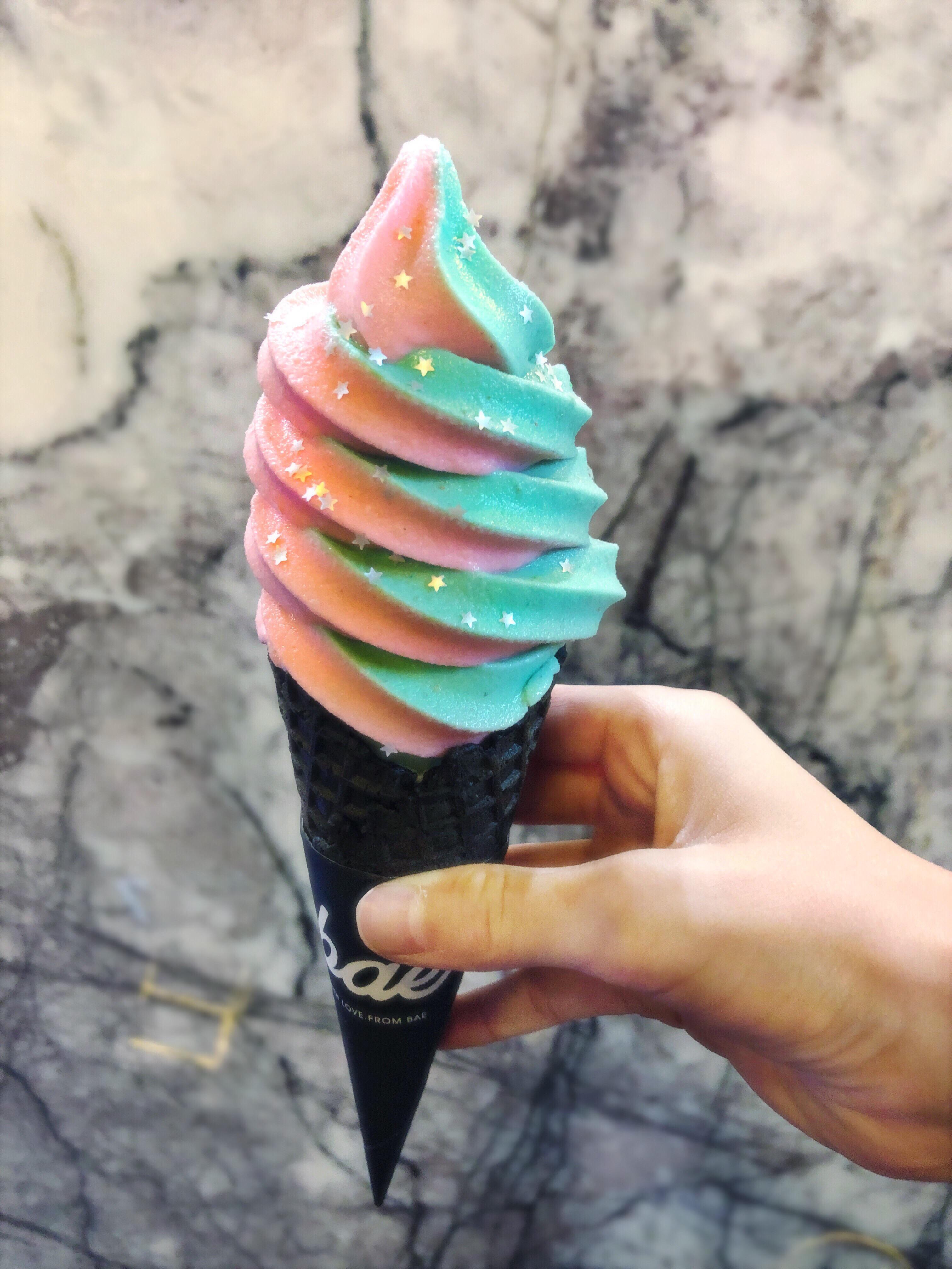 The Pegasus (fruity pebbles/cinnamon toast crunch) topped with silver